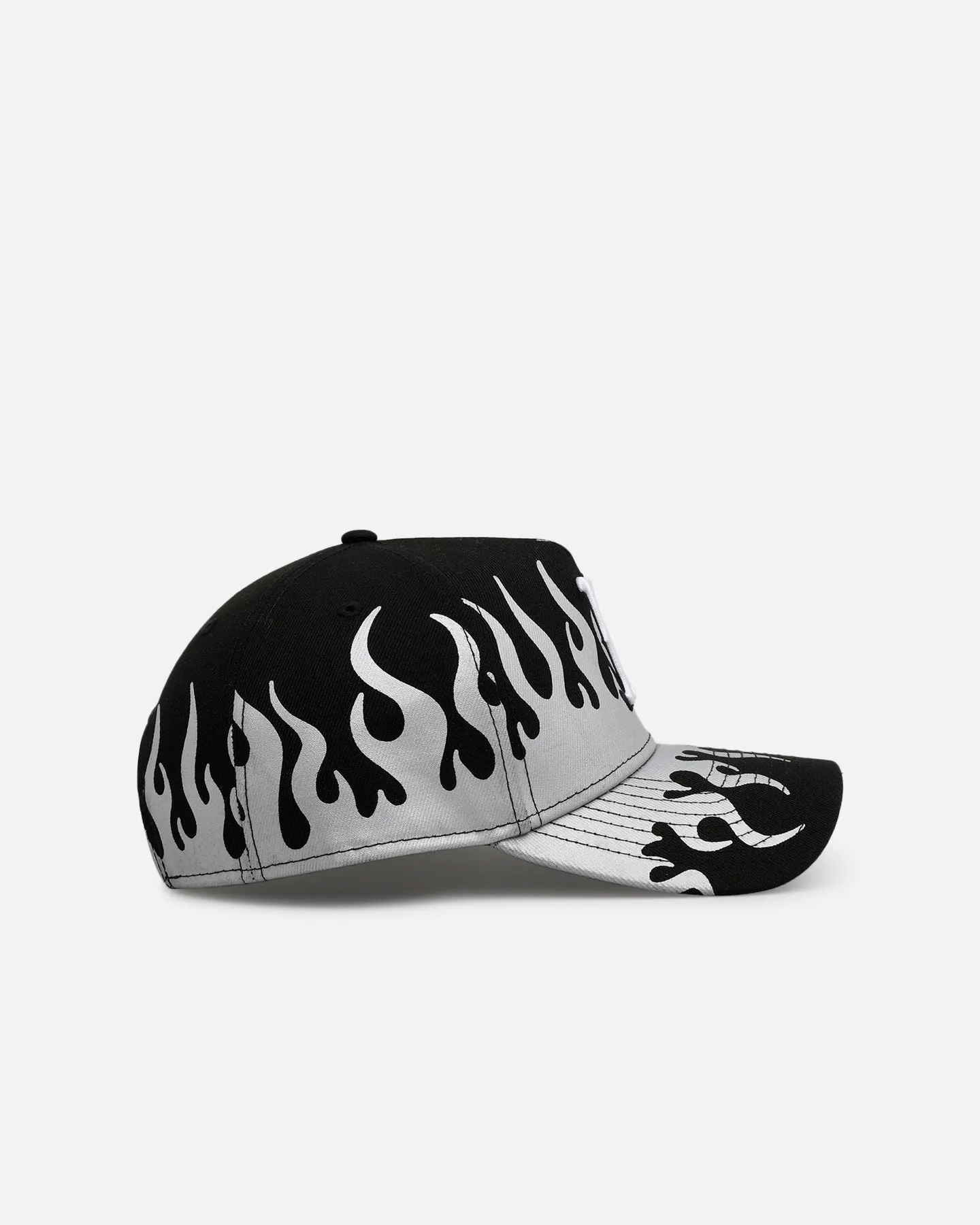 New Era Boston Red Sox 'Metallic Flames' 9FORTY A-Frame Snapback Black/Silver sold by Culture Kings product image thumbnail 3