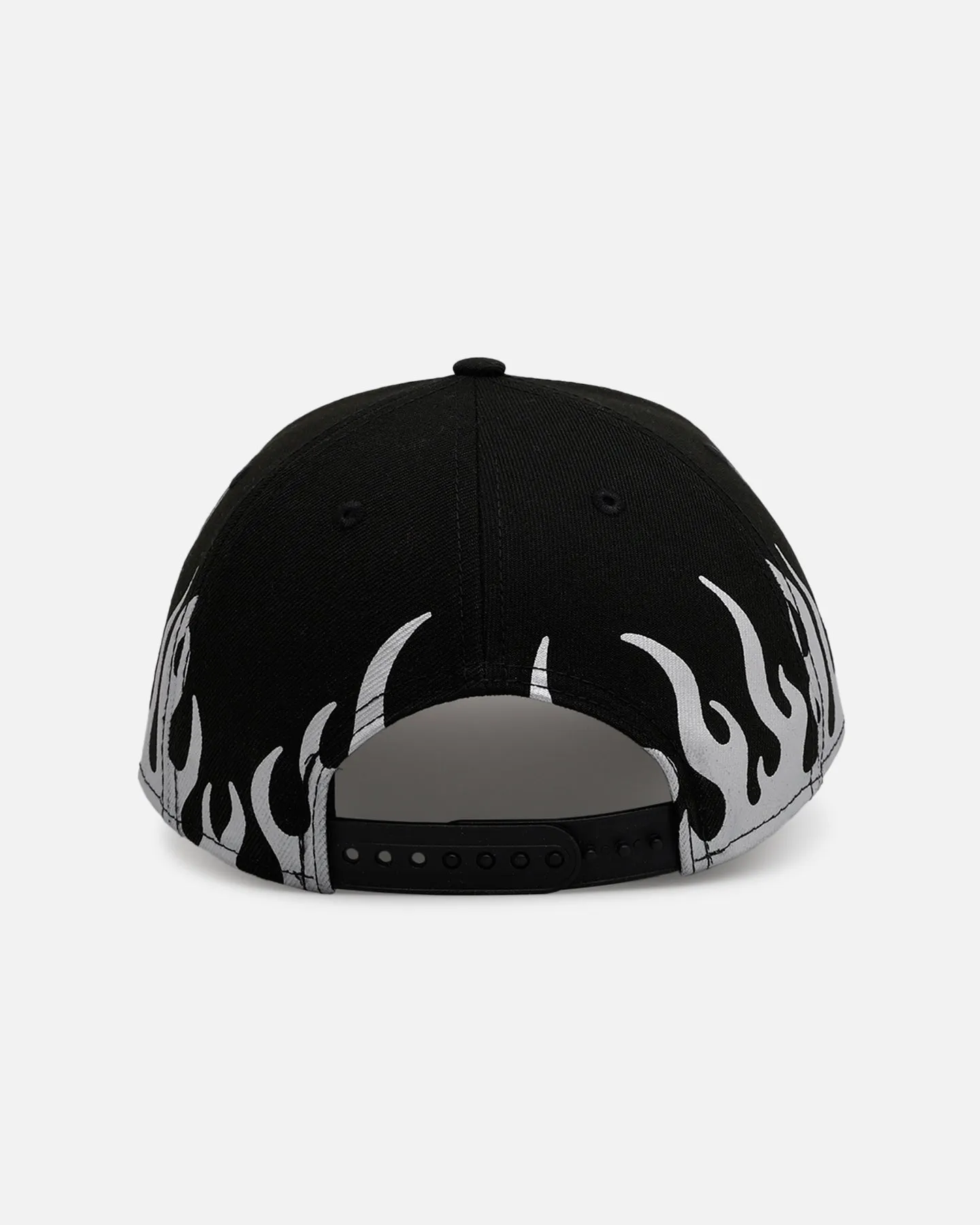 New Era Los Angeles Lakers 'Metallic Flames' 9FORTY A-Frame Snapback Black/Silver sold by Culture Kings product image thumbnail 2