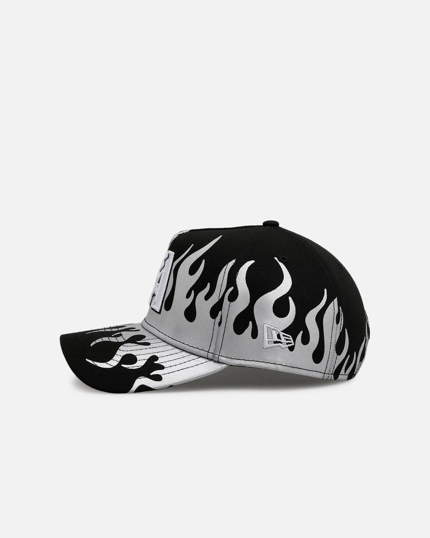 New Era Arizona Diamondbacks 'Metallic Flames' 9FORTY A-Frame Snapback Black/Silver sold by Culture Kings product image thumbnail 4