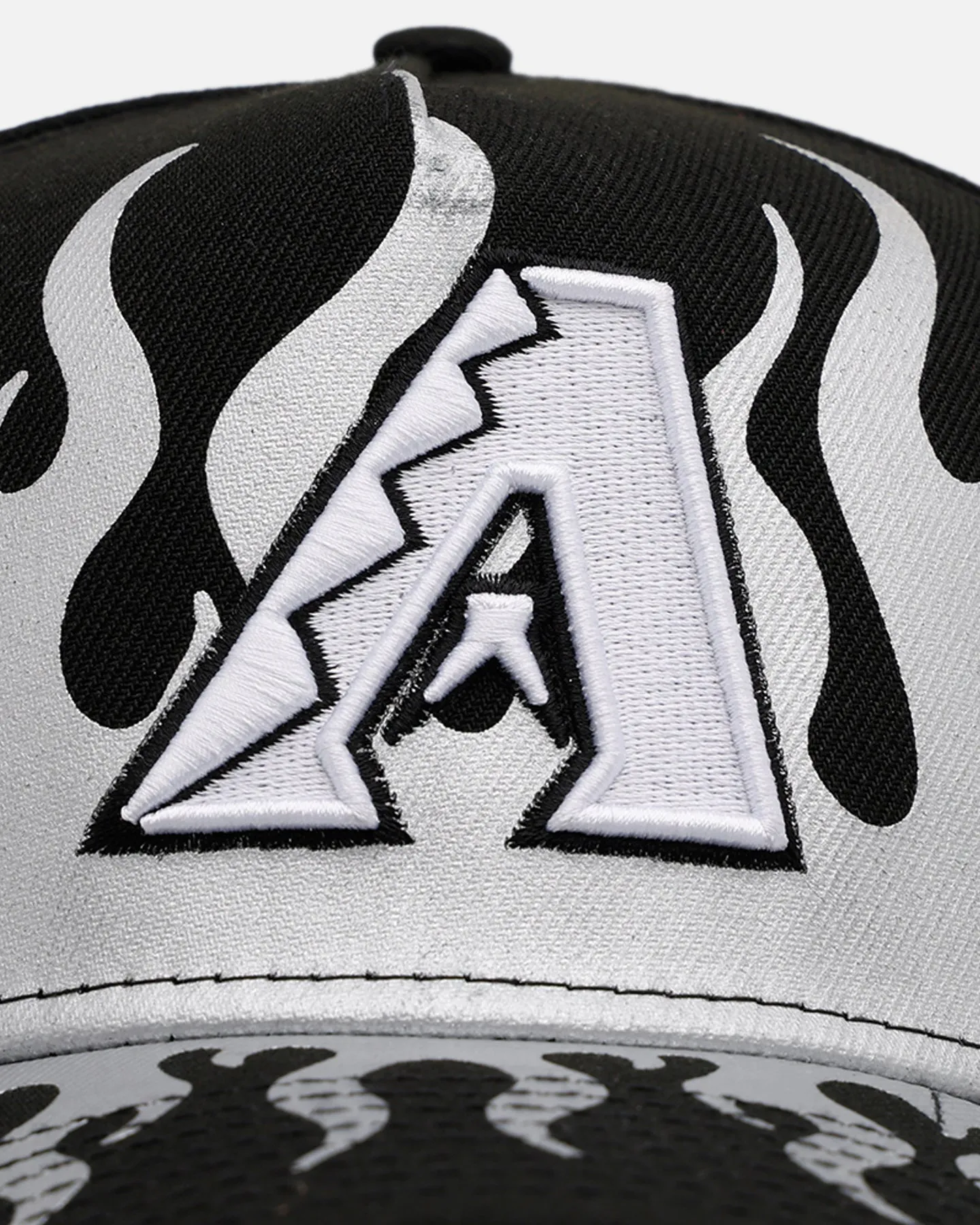 New Era Arizona Diamondbacks 'Metallic Flames' 9FORTY A-Frame Snapback Black/Silver sold by Culture Kings product image thumbnail 5