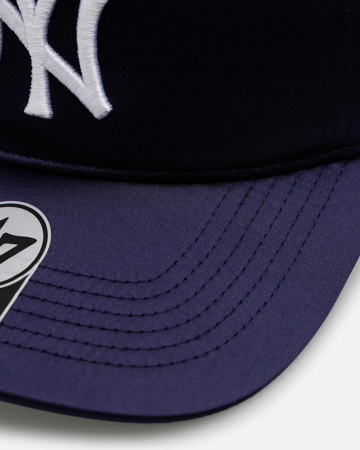 47 Brand New York Yankees 'Silky Way' 47 Hitch Snapback Navy sold by Culture Kings product image thumbnail 2