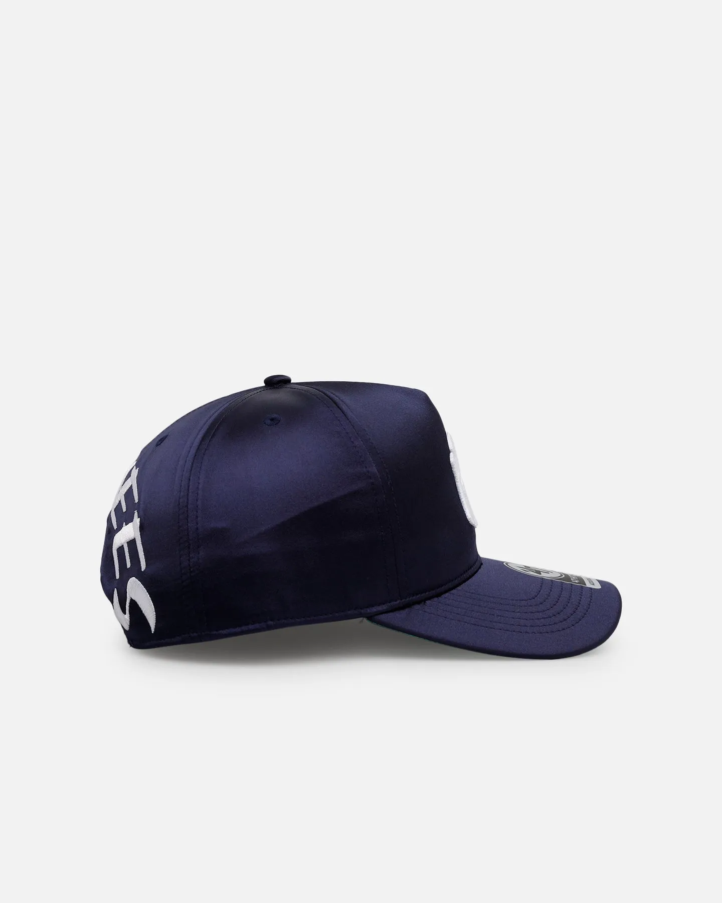 47 Brand New York Yankees 'Silky Way' 47 Hitch Snapback Navy sold by Culture Kings product image thumbnail 4