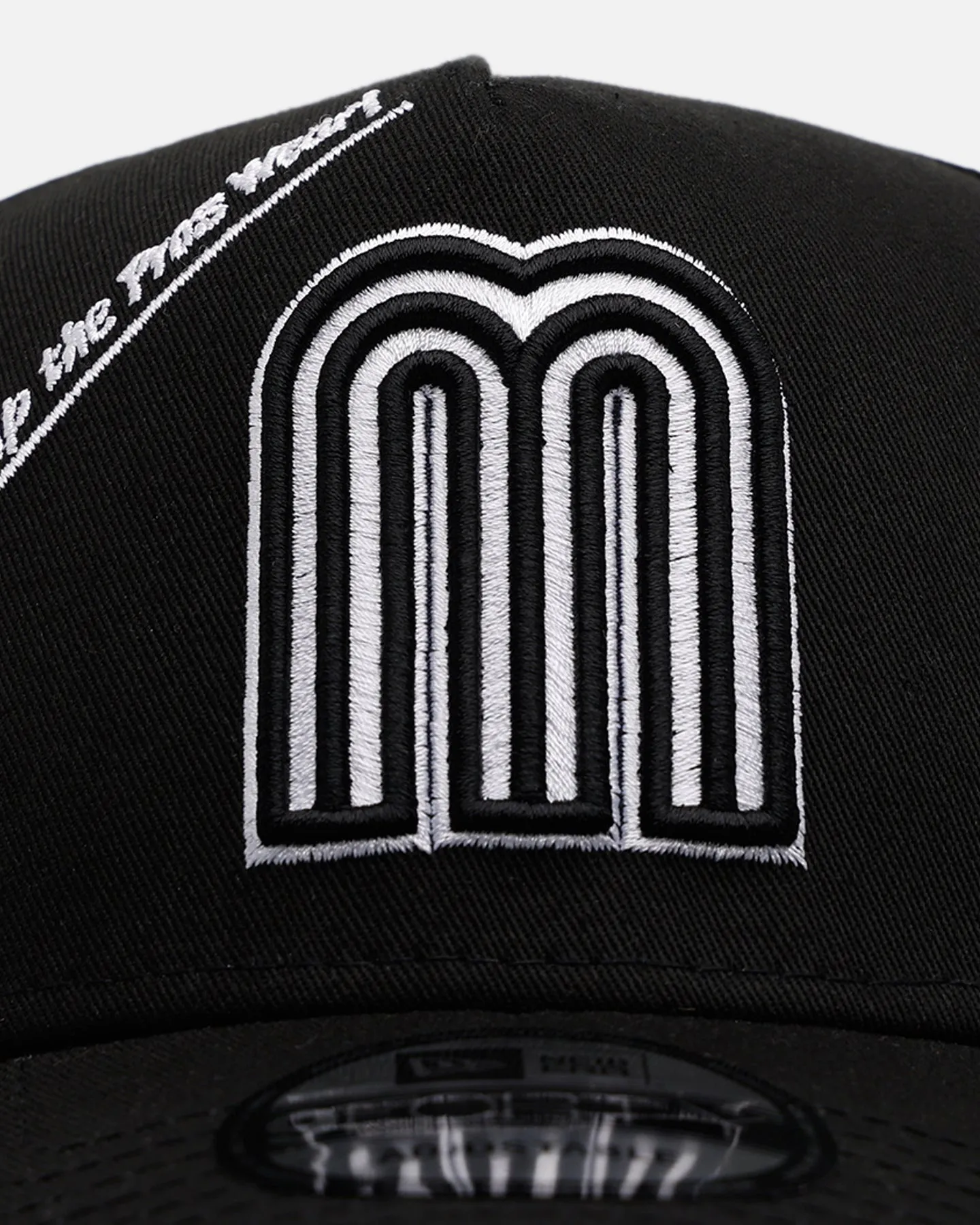 New Era Mexico National Baseball Team 'Mexico Spring Delivery' 9FORTY A-Frame Snapback Black/White sold by Culture Kings product image thumbnail 5