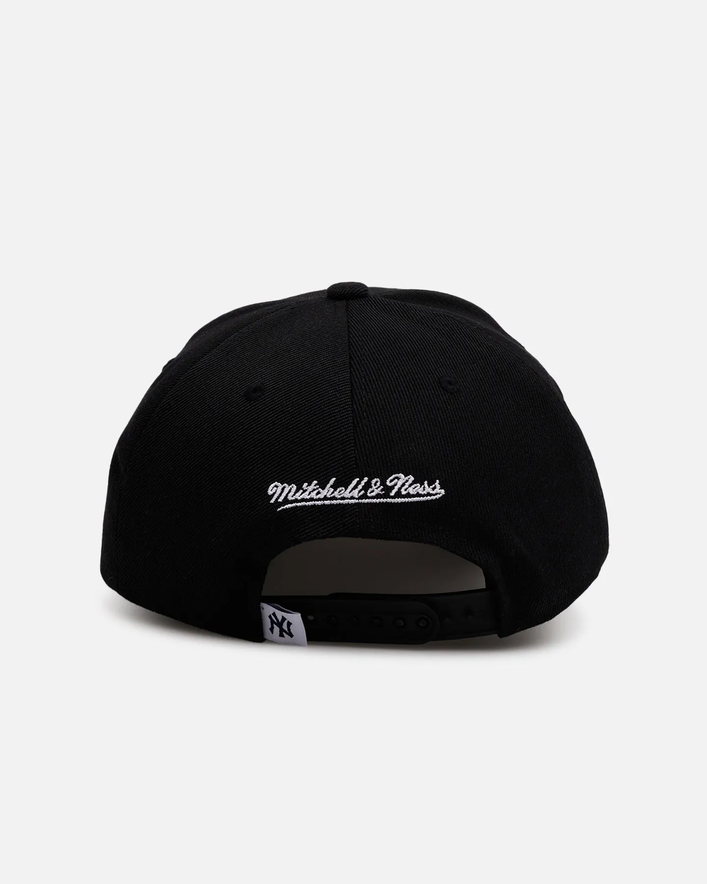 Mitchell & Ness New York Yankees 'Hyper Type' Pro Crown Snapback Black sold by Culture Kings product image thumbnail 2