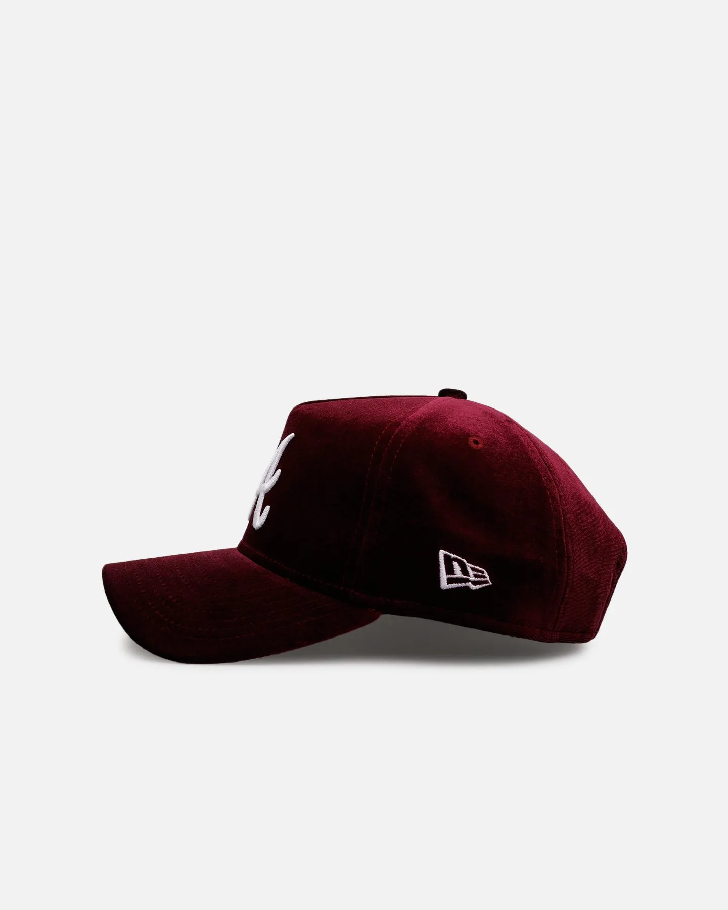 New Era Atlanta Braves 'Velvet Dreams 2.0' 9FORTY A-Frame Snapback Burgundy sold by Culture Kings product image thumbnail 5