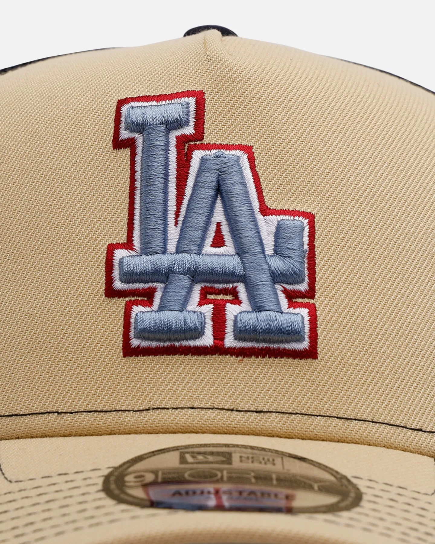 New Era Los Angeles Dodgers 'Vintage Truckers' 9FORTY A-Frame Trucker Snapback Vegas Gold sold by Culture Kings product image thumbnail 5
