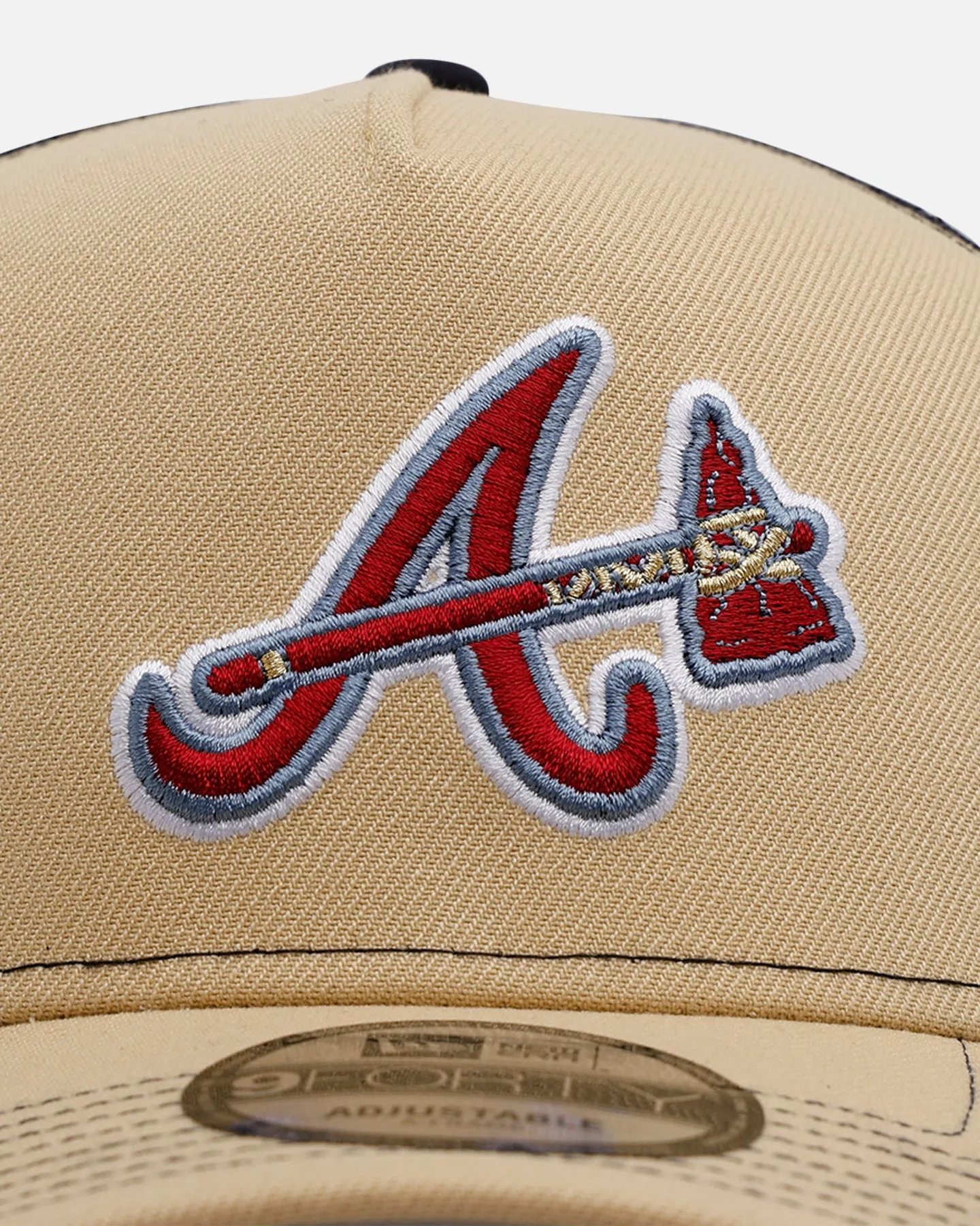 New Era Atlanta Braves 'Vintage Truckers' 9FORTY A-Frame Trucker Snapback Vegas Gold sold by Culture Kings product image thumbnail 5
