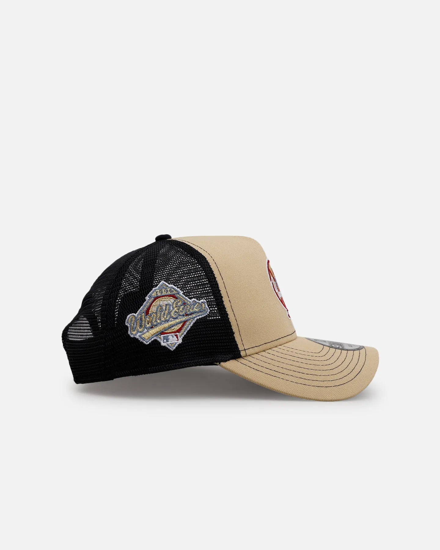 New Era New York Yankees 'Vintage Truckers' 9FORTY A-Frame Trucker Snapback Vegas Gold sold by Culture Kings product image thumbnail 3