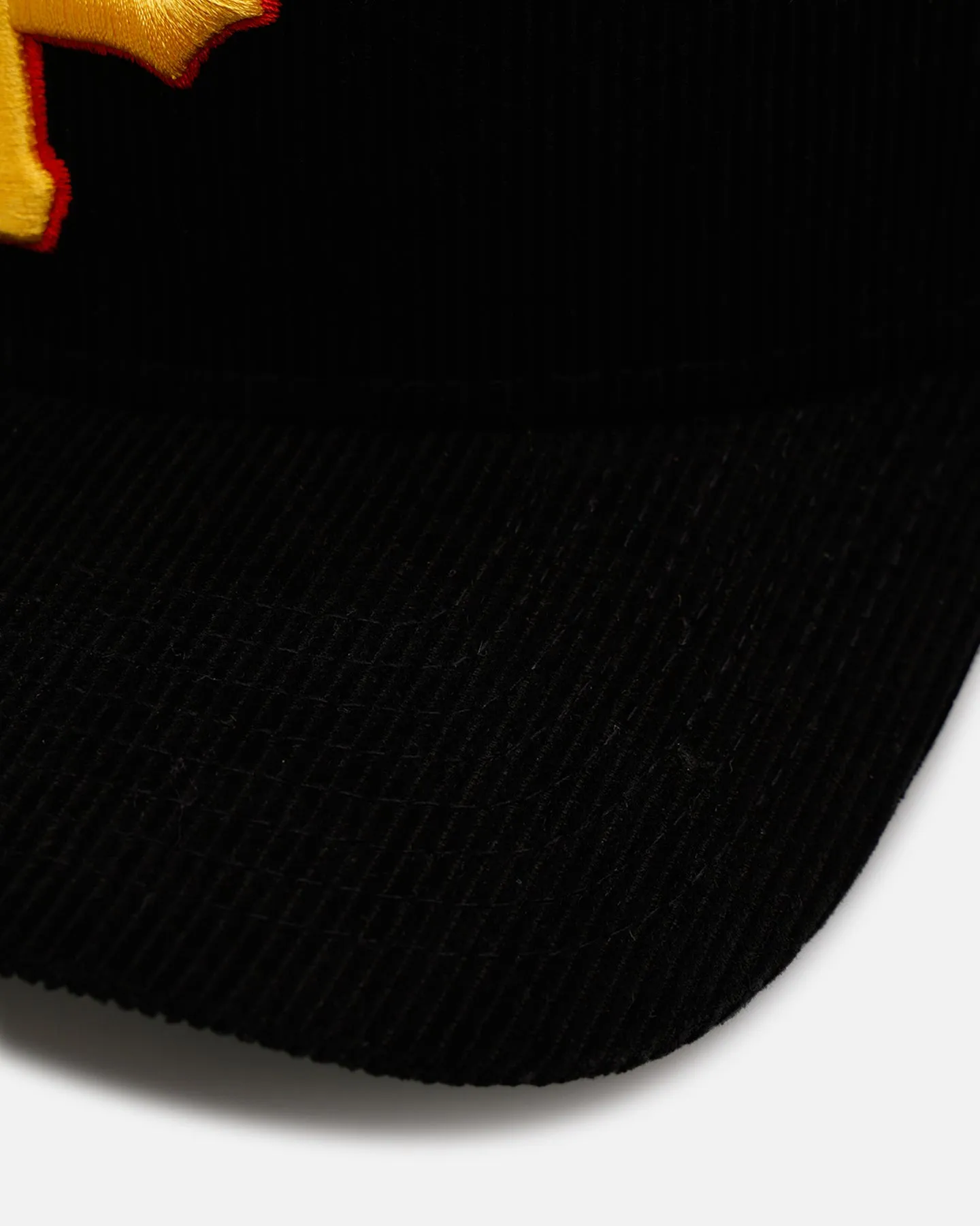 New Era Pittsburgh Pirates 'Black Cord' 9FORTY A-Frame Corduroy Snapback Black sold by Culture Kings product image thumbnail 2