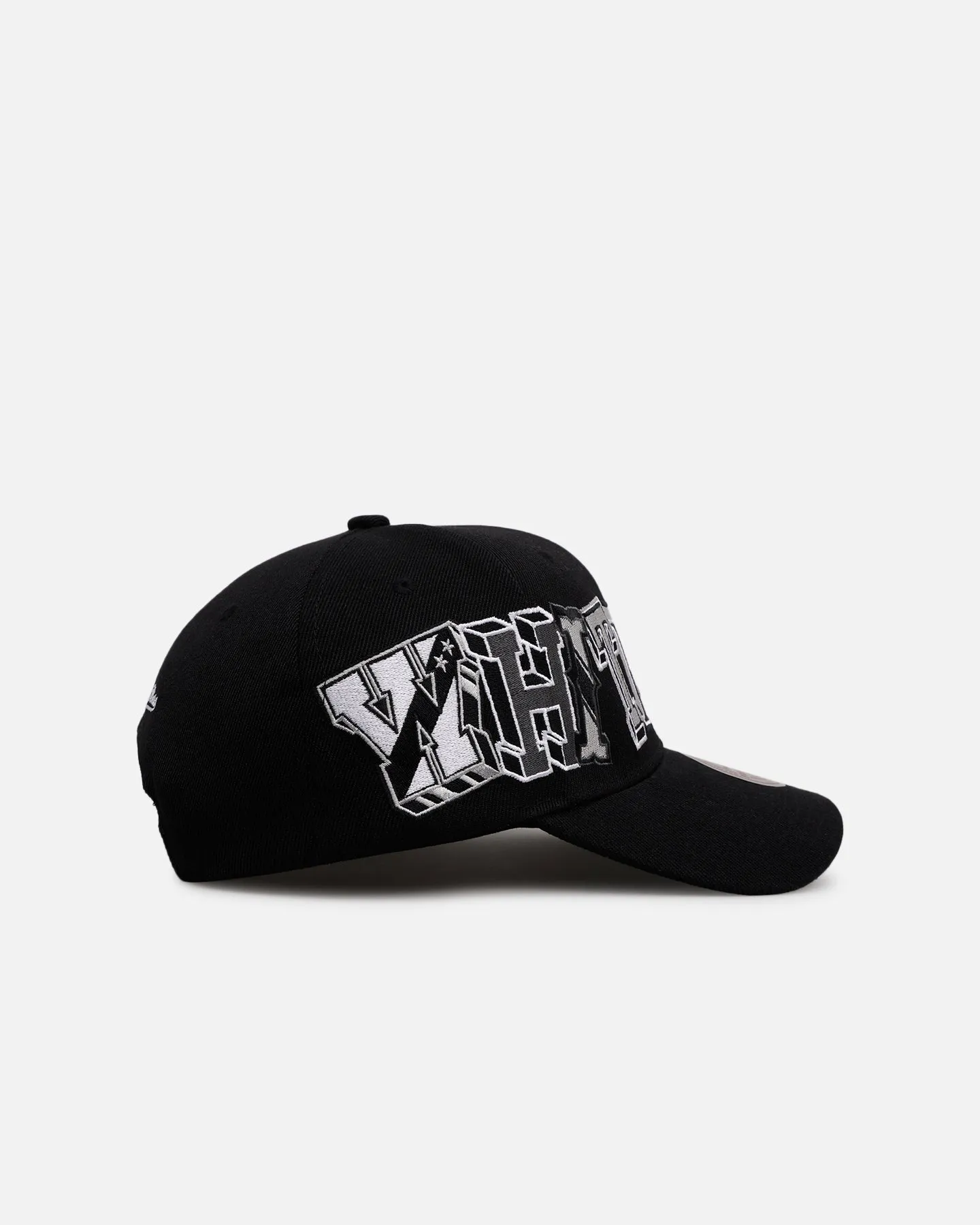 Mitchell & Ness Chicago White Sox 'Hyper Type' Pro Crown Snapback Black sold by Culture Kings product image thumbnail 3