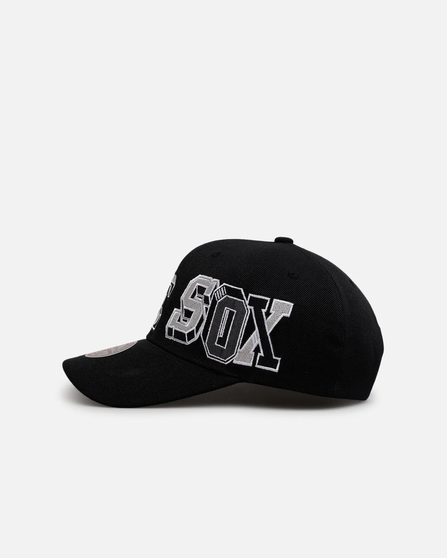 Mitchell & Ness Chicago White Sox 'Hyper Type' Pro Crown Snapback Black sold by Culture Kings product image thumbnail 4