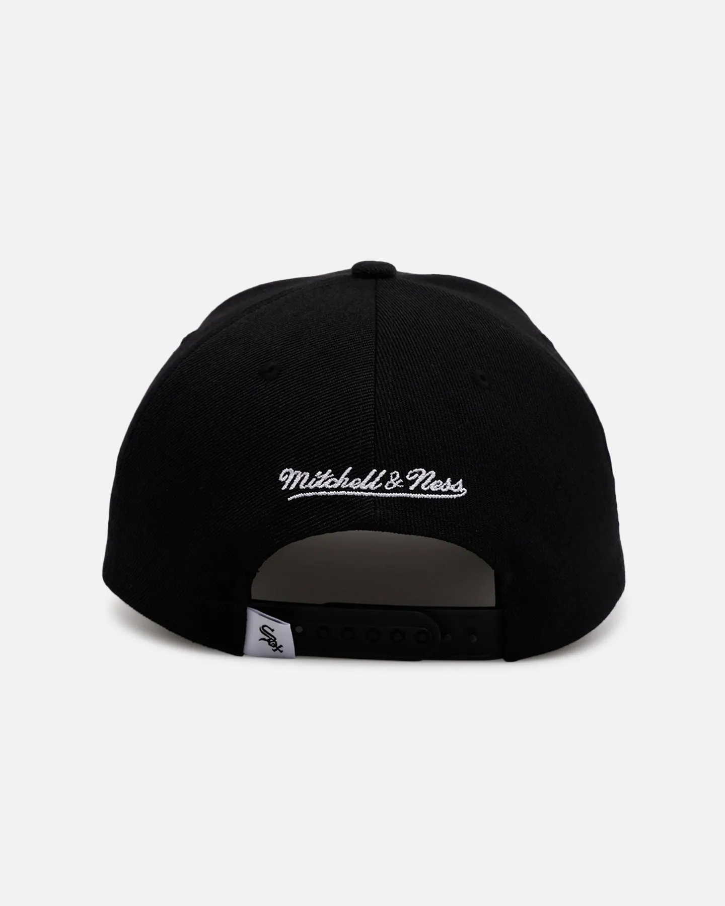 Mitchell & Ness Chicago White Sox 'Hyper Type' Pro Crown Snapback Black sold by Culture Kings product image thumbnail 2