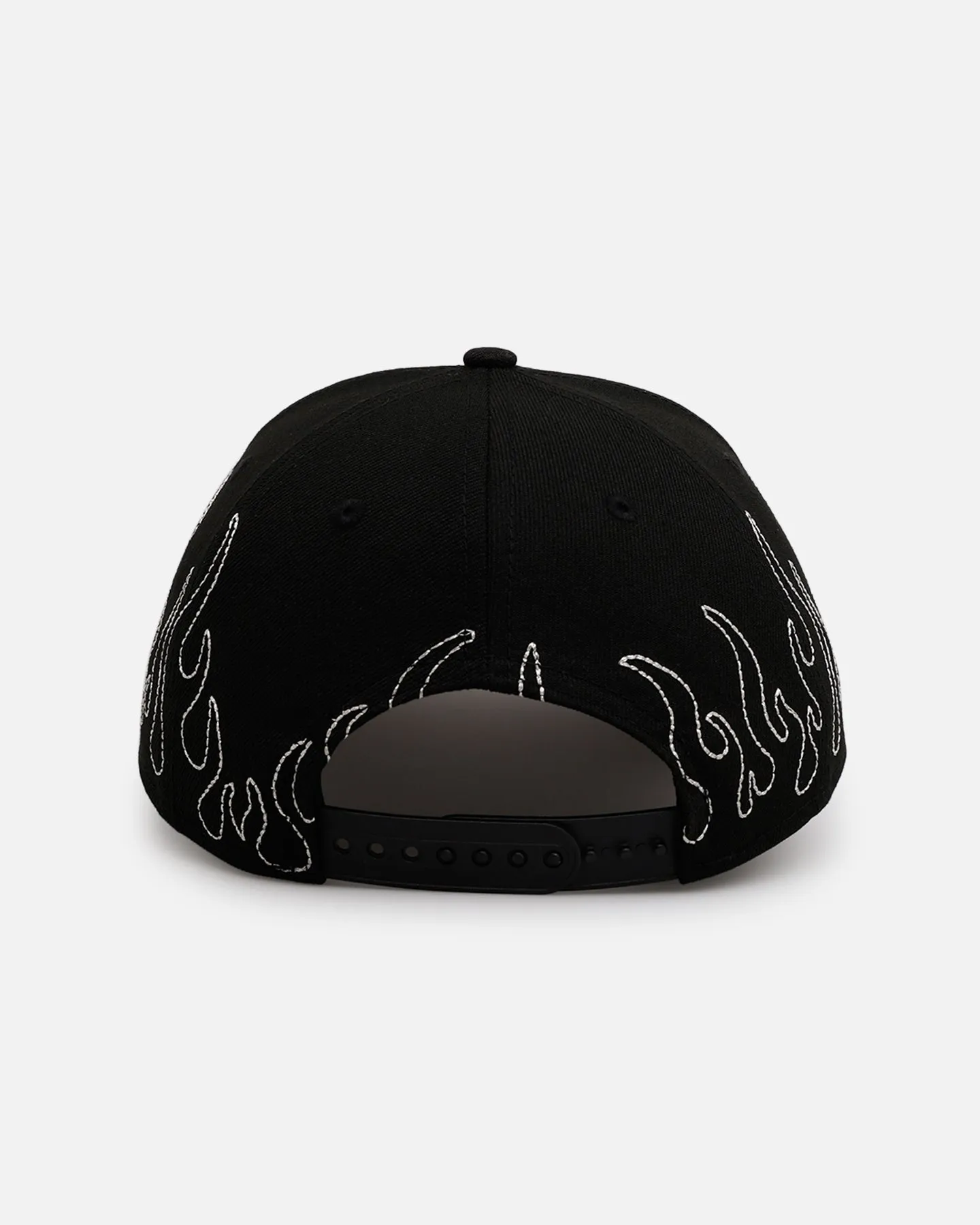 New Era Cincinnati Reds 'Outline Flames' 9FORTY A-Frame Snapback Black sold by Culture Kings product image thumbnail 2