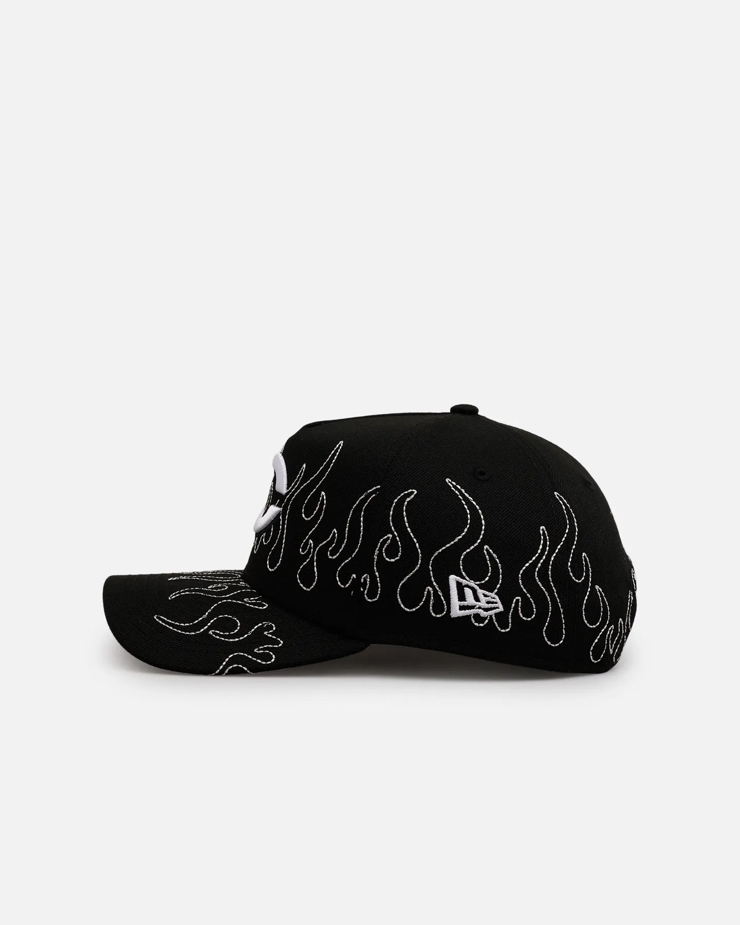 New Era Cincinnati Reds 'Outline Flames' 9FORTY A-Frame Snapback Black sold by Culture Kings product image thumbnail 4