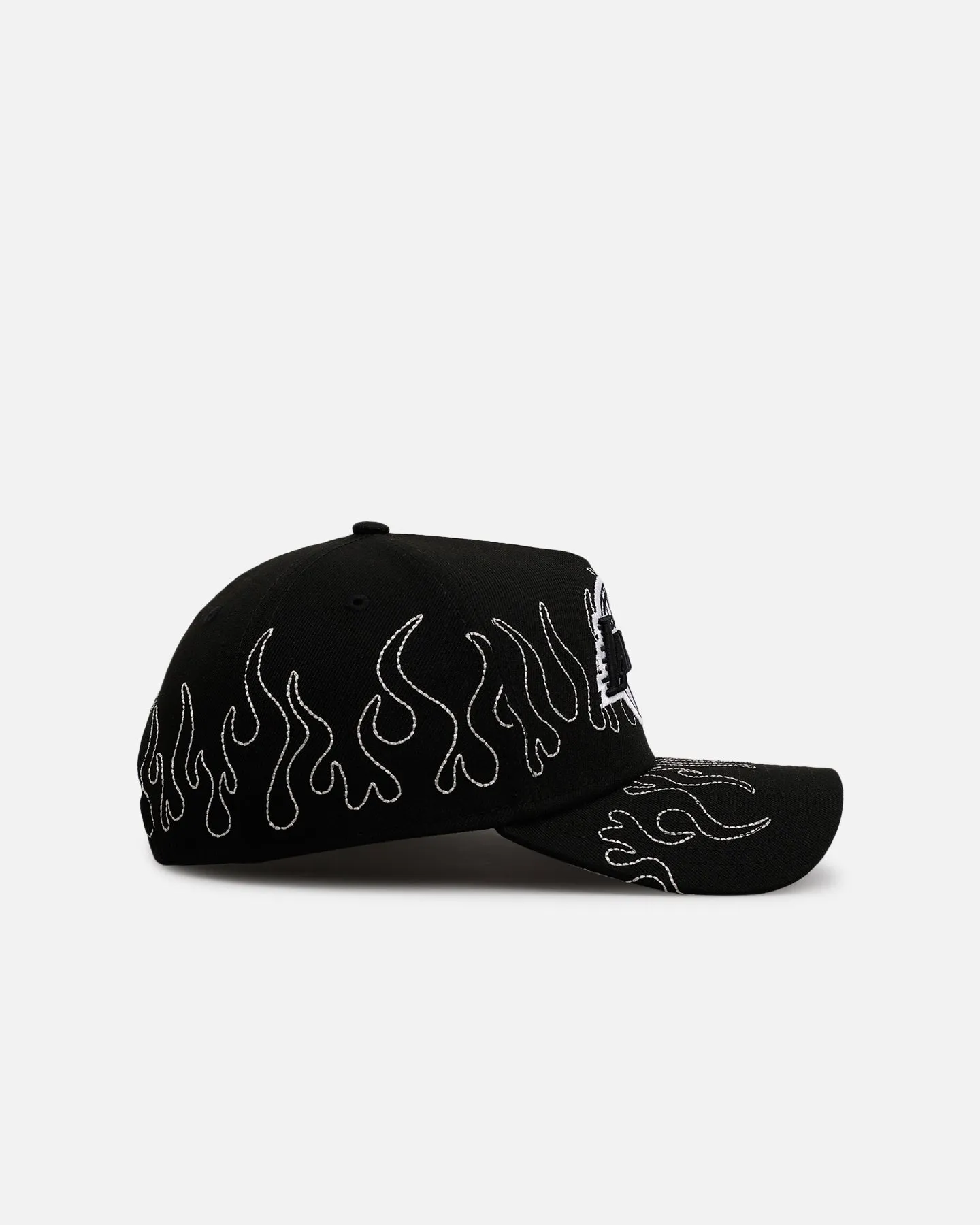 New Era Los Angeles Lakers 'Outline Flames' 9FORTY A-Frame Snapback Black sold by Culture Kings product image thumbnail 3