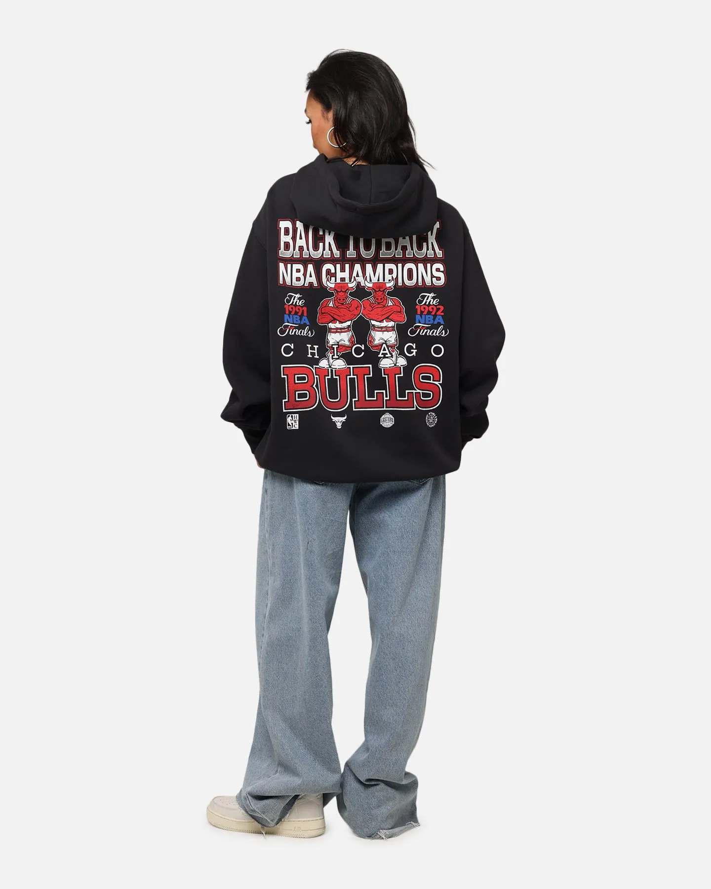 Mitchell & Ness Chicago Bulls Back To Back Hoodie Faded Black sold by Culture Kings product image thumbnail 3