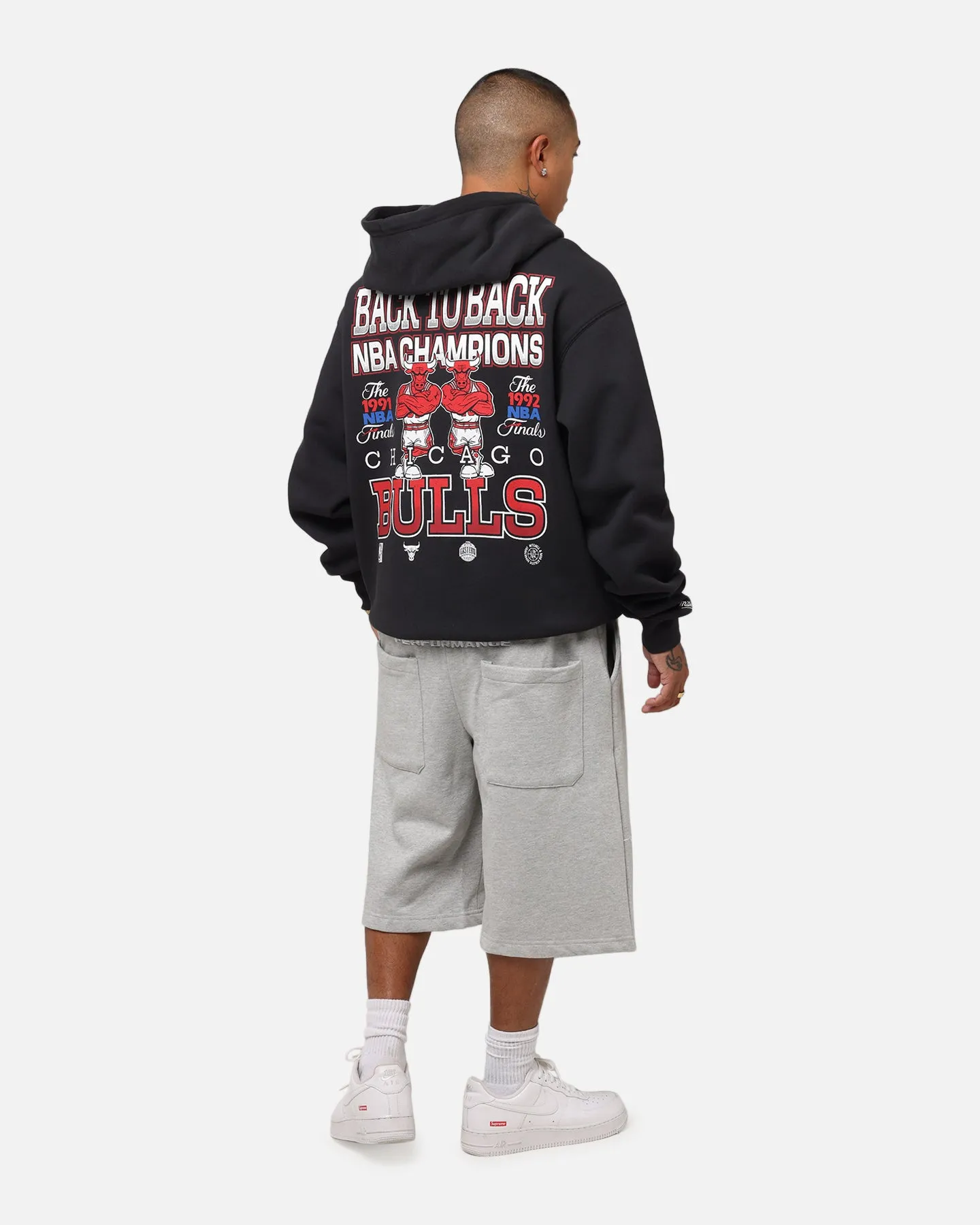 Mitchell & Ness Chicago Bulls Back To Back Hoodie Faded Black sold by Culture Kings product image thumbnail 3