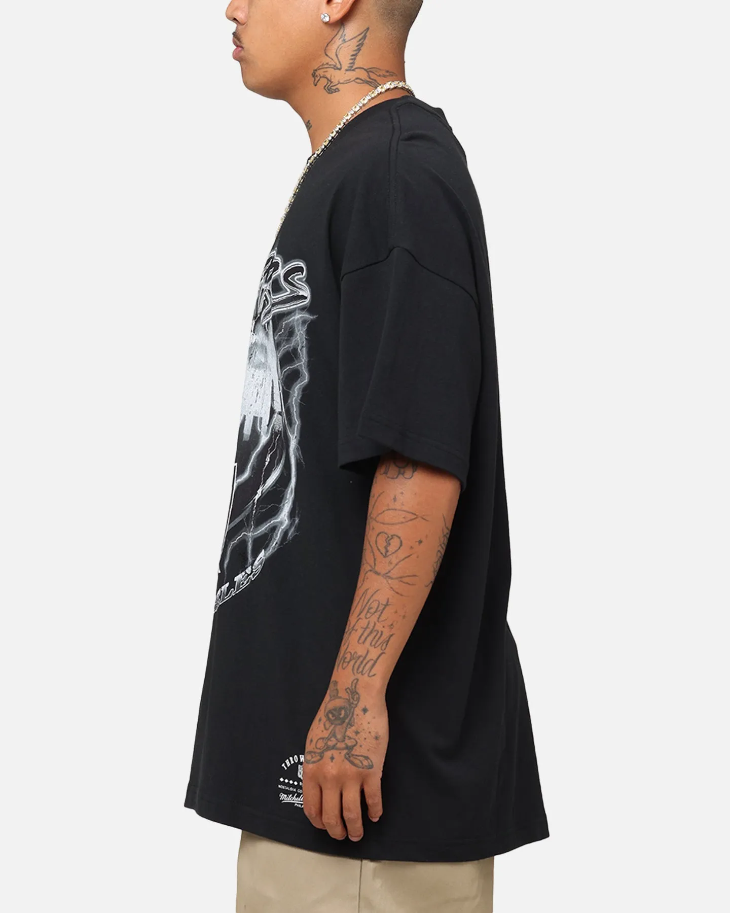 Mitchell & Ness Los Angeles Raiders Soaring T-Shirt Black sold by Culture Kings product image thumbnail 5