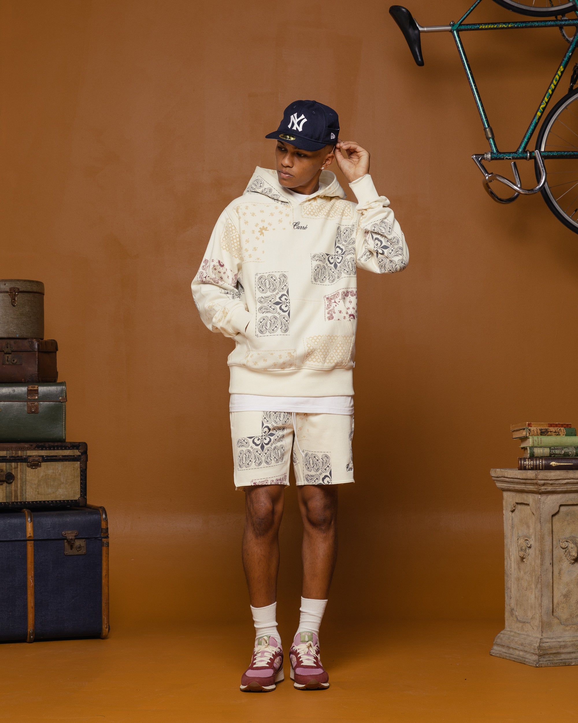 Carre Fragment Paisley Shorts Off White sold by Culture Kings product image thumbnail 2