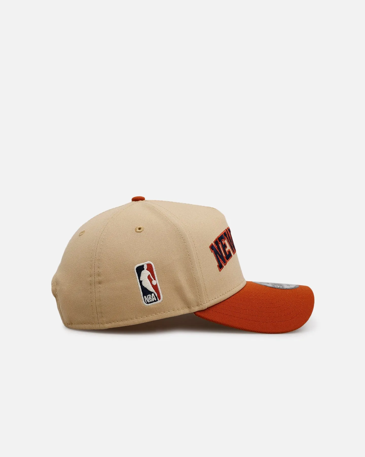 New Era New York Knicks 'Vintage' 9FORTY A-Frame Snapback Vegas Gold sold by Culture Kings product image thumbnail 3