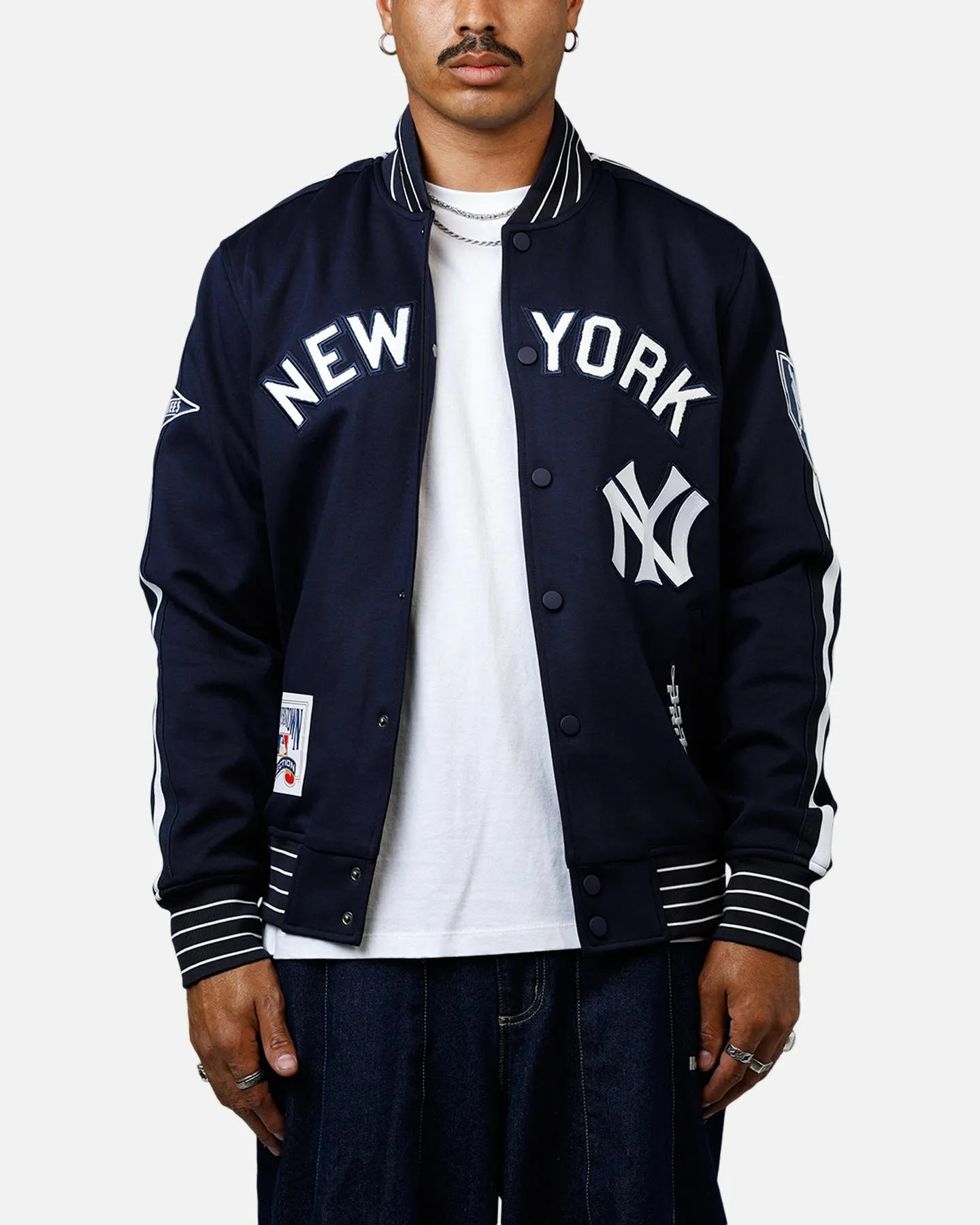 Pro Standard New York Yankees Double Knit Jacket Navy sold by Culture Kings product image thumbnail 2