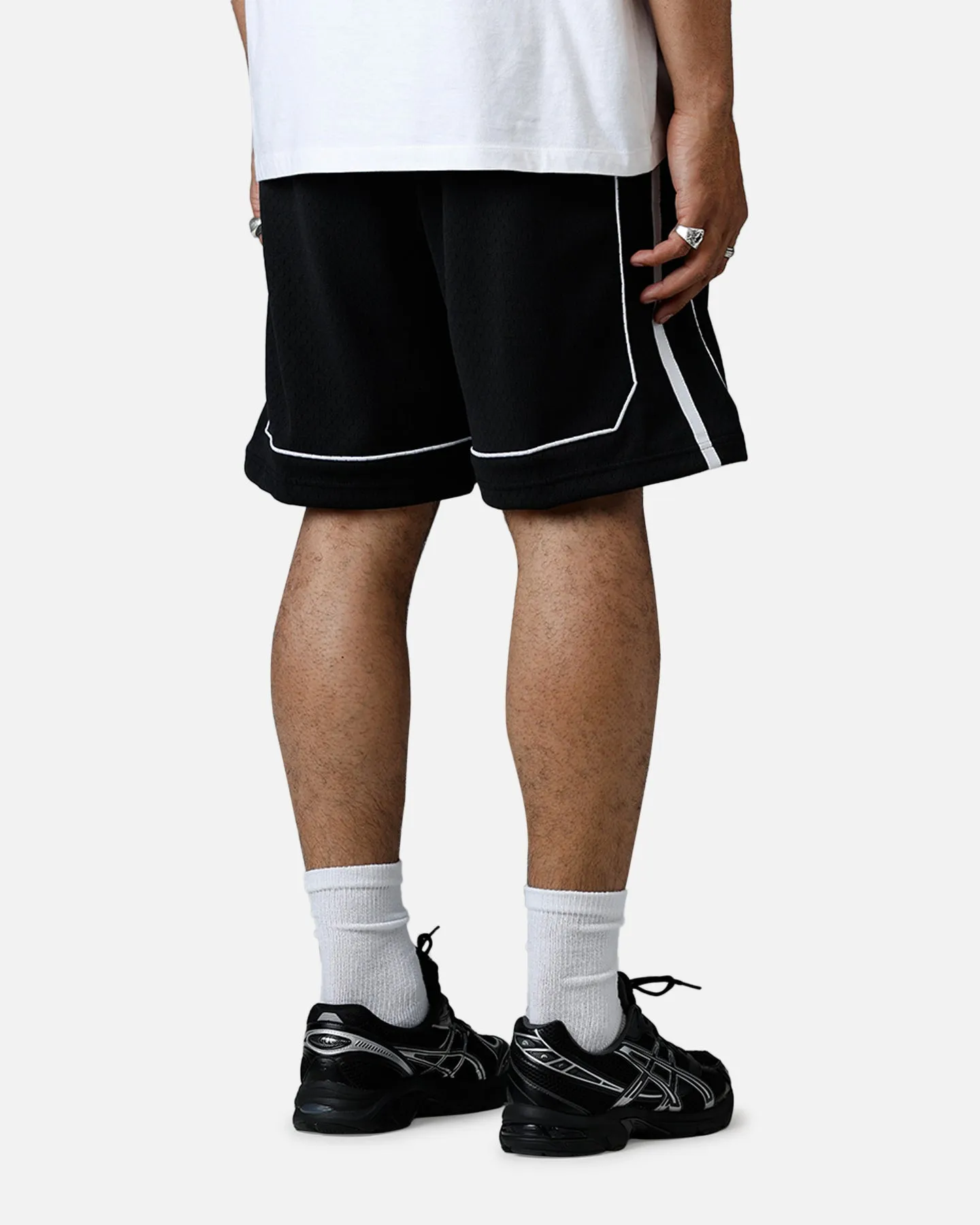 Mitchell & Ness Miami Heat 2011 Swingman Shorts Black/White sold by Culture Kings product image thumbnail 3