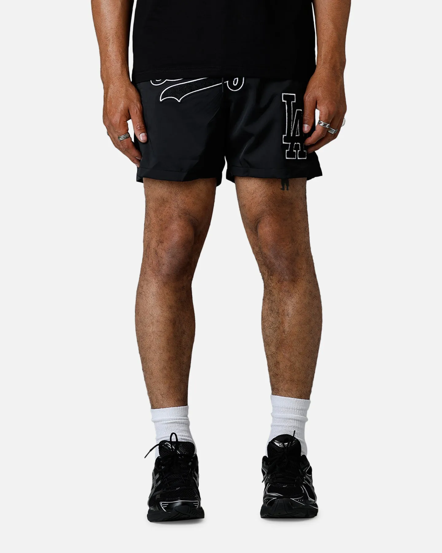 Pro Standard Los Angeles Dodgers Chenille Shorts Black sold by Culture Kings