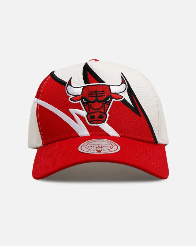 Mitchell & Ness Chicago Bulls 'Shark Tooth' Pro Pinch Snapback Cream/Red sold by Culture Kings