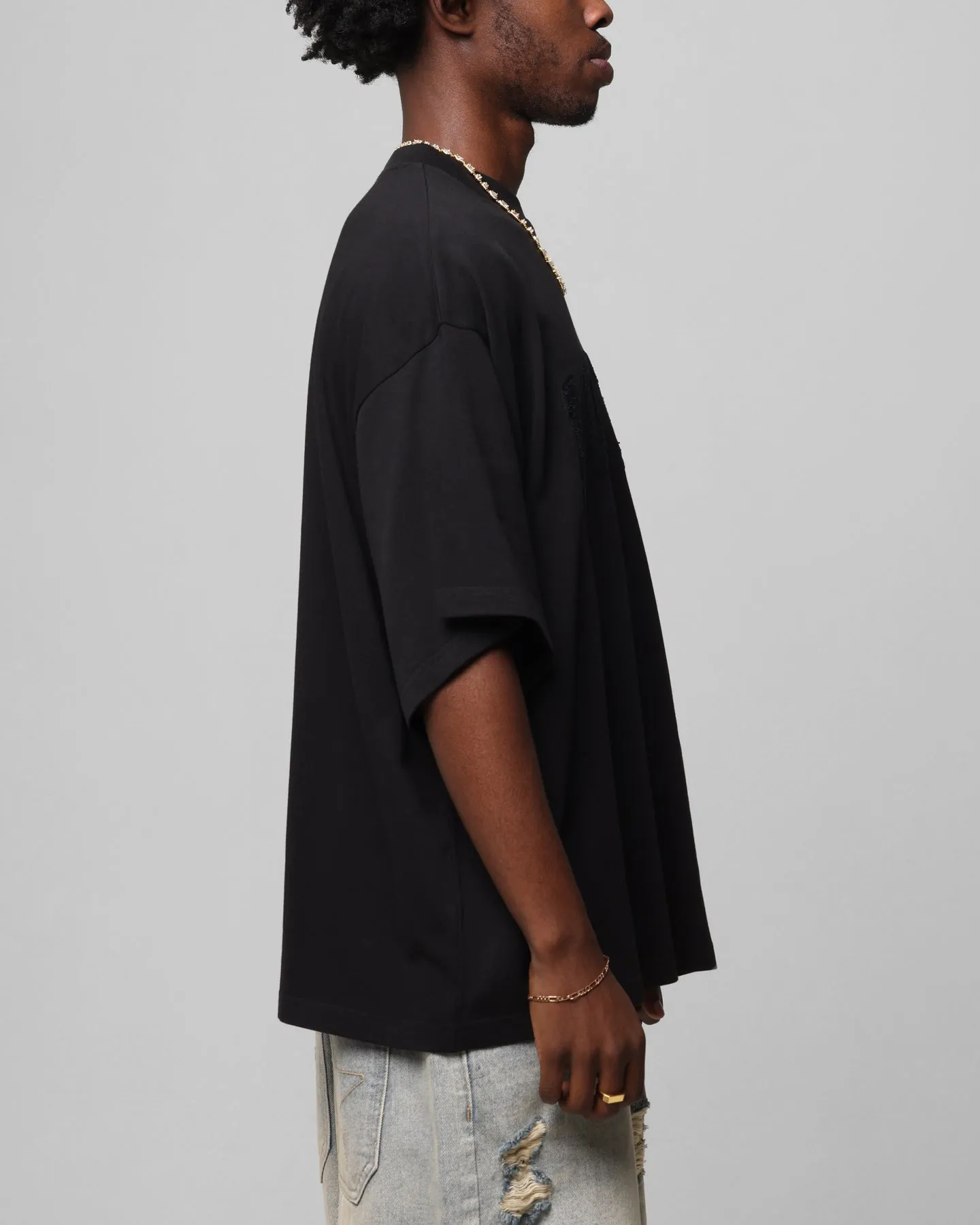 Loiter Arch Premium Boxy T-Shirt Black sold by Culture Kings product image thumbnail 4