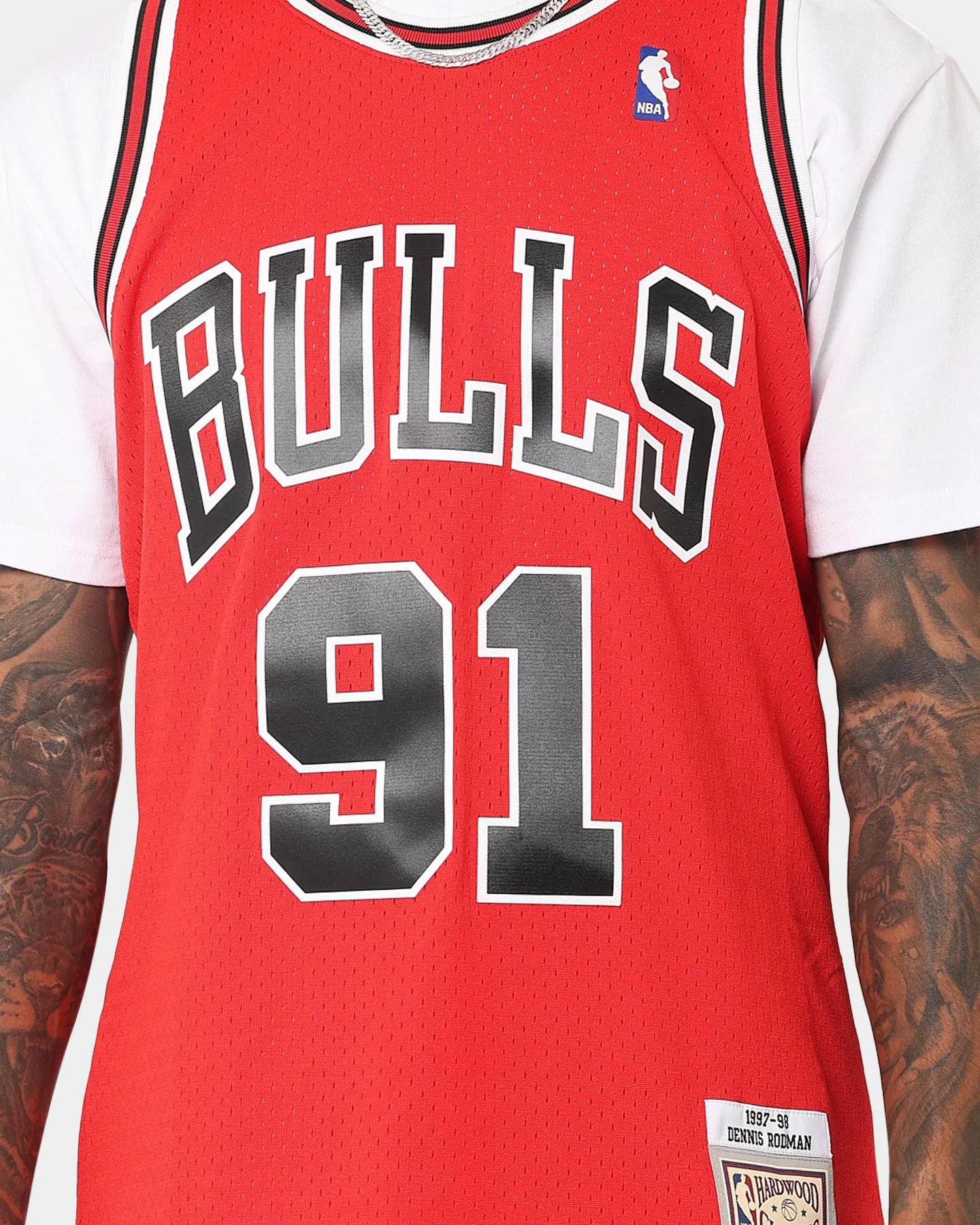 Mitchell & Ness Chicago Bulls Dennis Rodman '97-'98 #91 Swingman Jersey Red sold by Culture Kings product image thumbnail 4