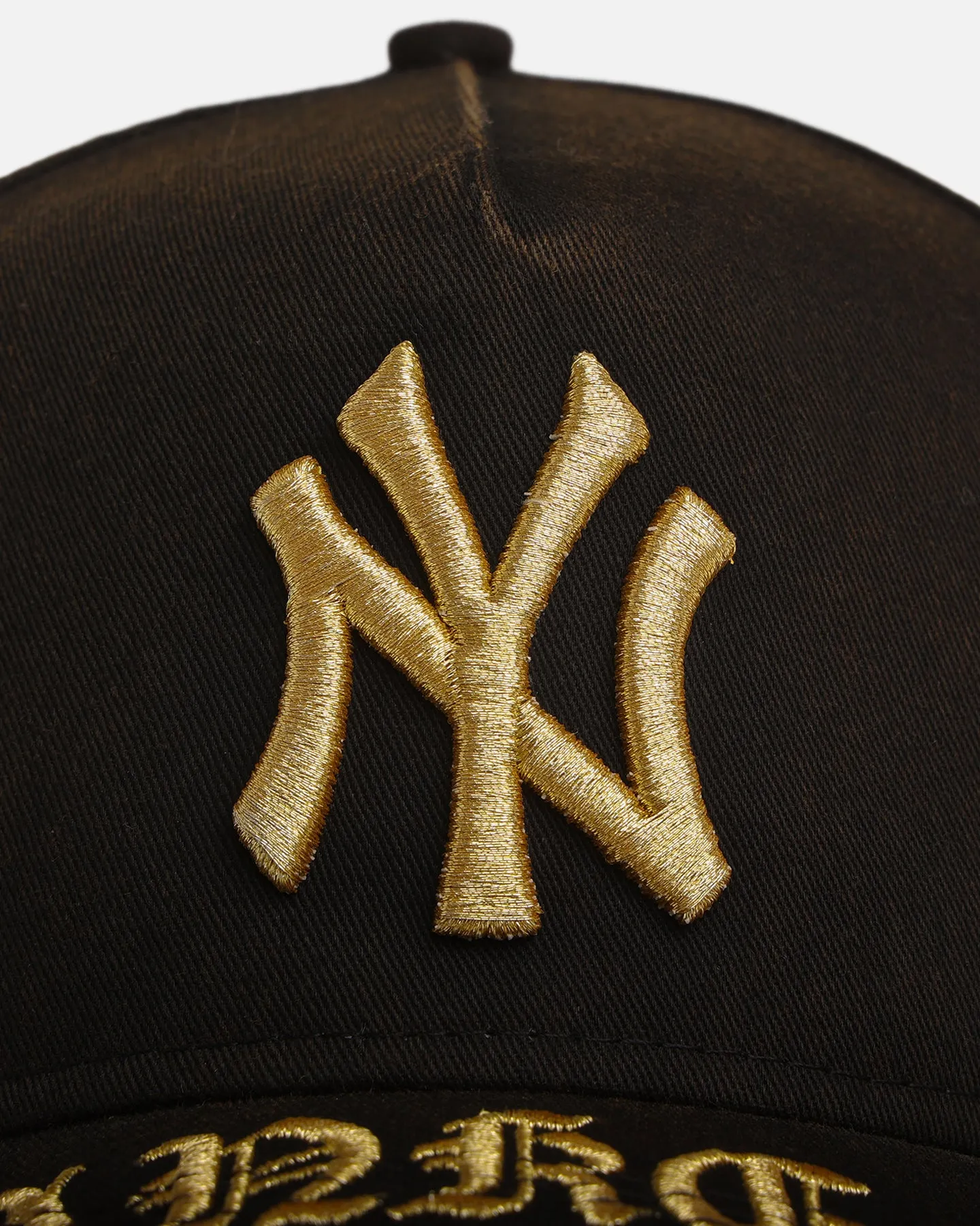 New Era New York Yankees 'Washed Black Gothic Script' 9FORTY A-Frame Snapback Black sold by Culture Kings product image thumbnail 5