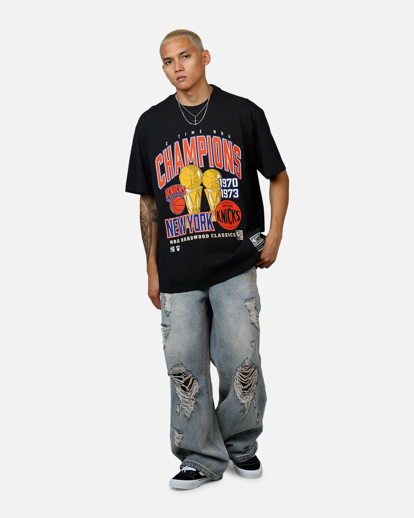 Mitchell & Ness New York Knicks 2-Time T-Shirt Faded Black sold by Culture Kings product image thumbnail 3