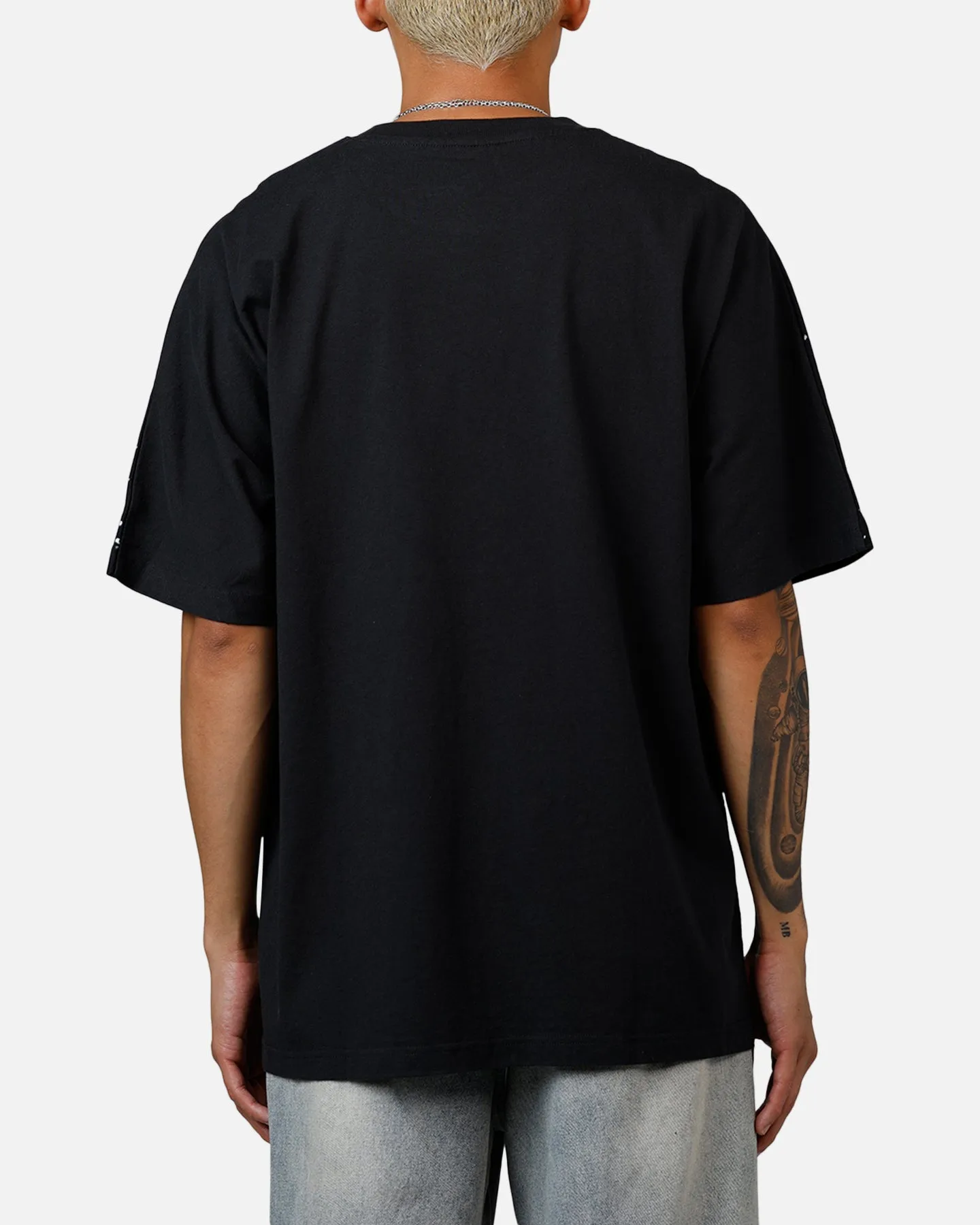 Mitchell & Ness Chicago Bulls Skyline T-Shirt Faded Black sold by Culture Kings product image thumbnail 2