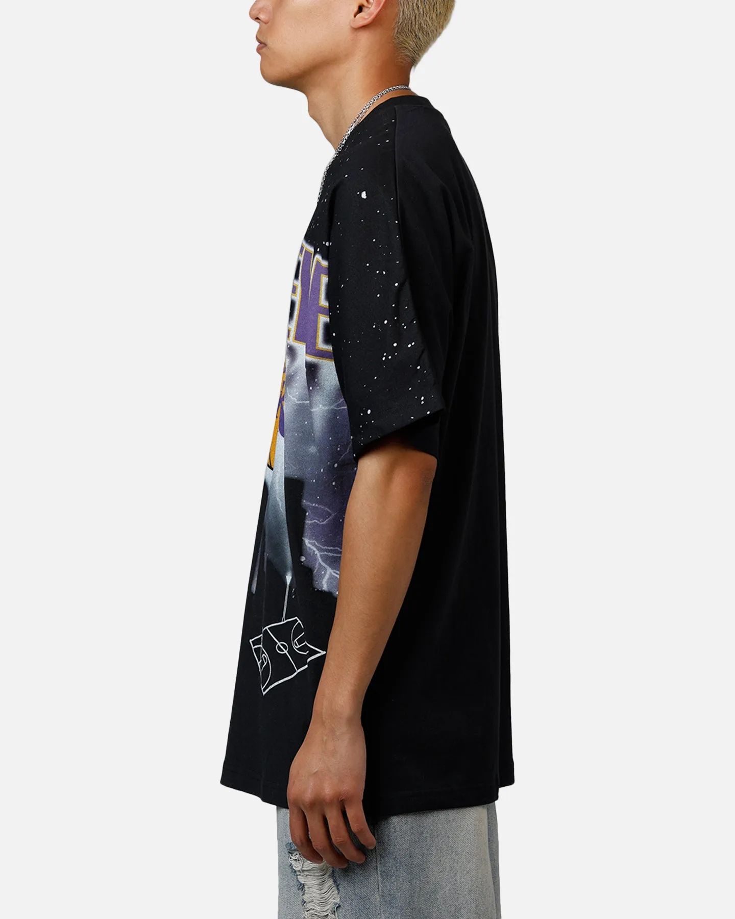 Mitchell & Ness Los Angeles Lakers Skyline T-Shirt Faded Black sold by Culture Kings product image thumbnail 5