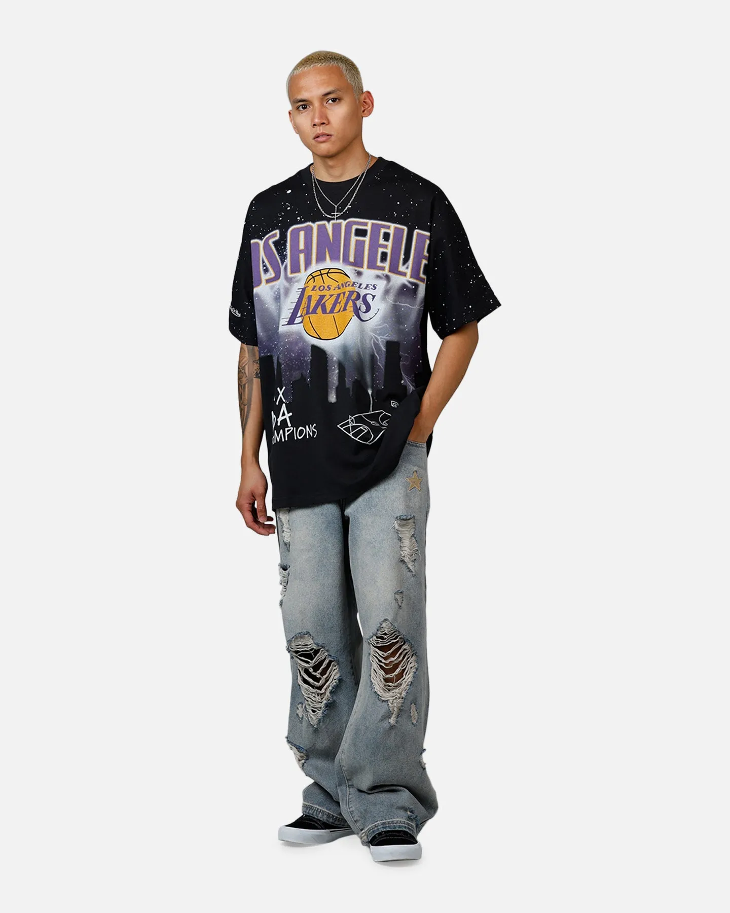 Mitchell & Ness Los Angeles Lakers Skyline T-Shirt Faded Black sold by Culture Kings product image thumbnail 3