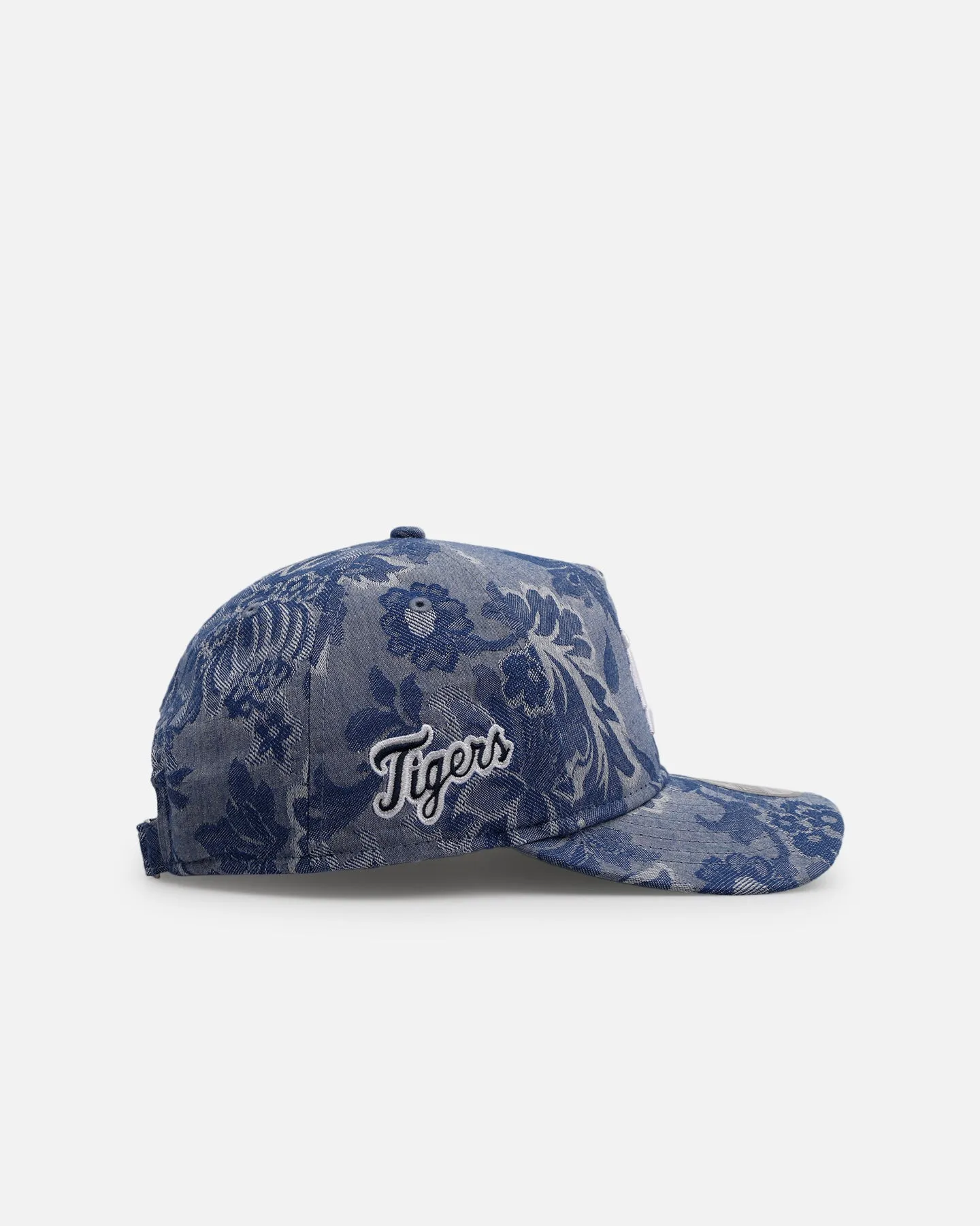 New Era Detroit Tigers 'Three Looms' Golfer Strapback Denim sold by Culture Kings product image thumbnail 3