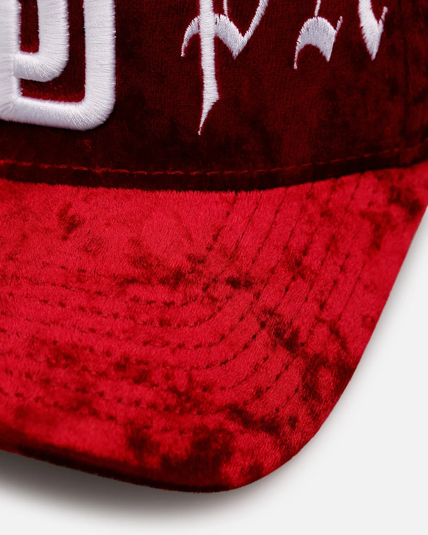 New Era San Diego Padres 'Crushed Velvet Dreams' 9FORTY A-Frame Snapback Maroon sold by Culture Kings product image thumbnail 2