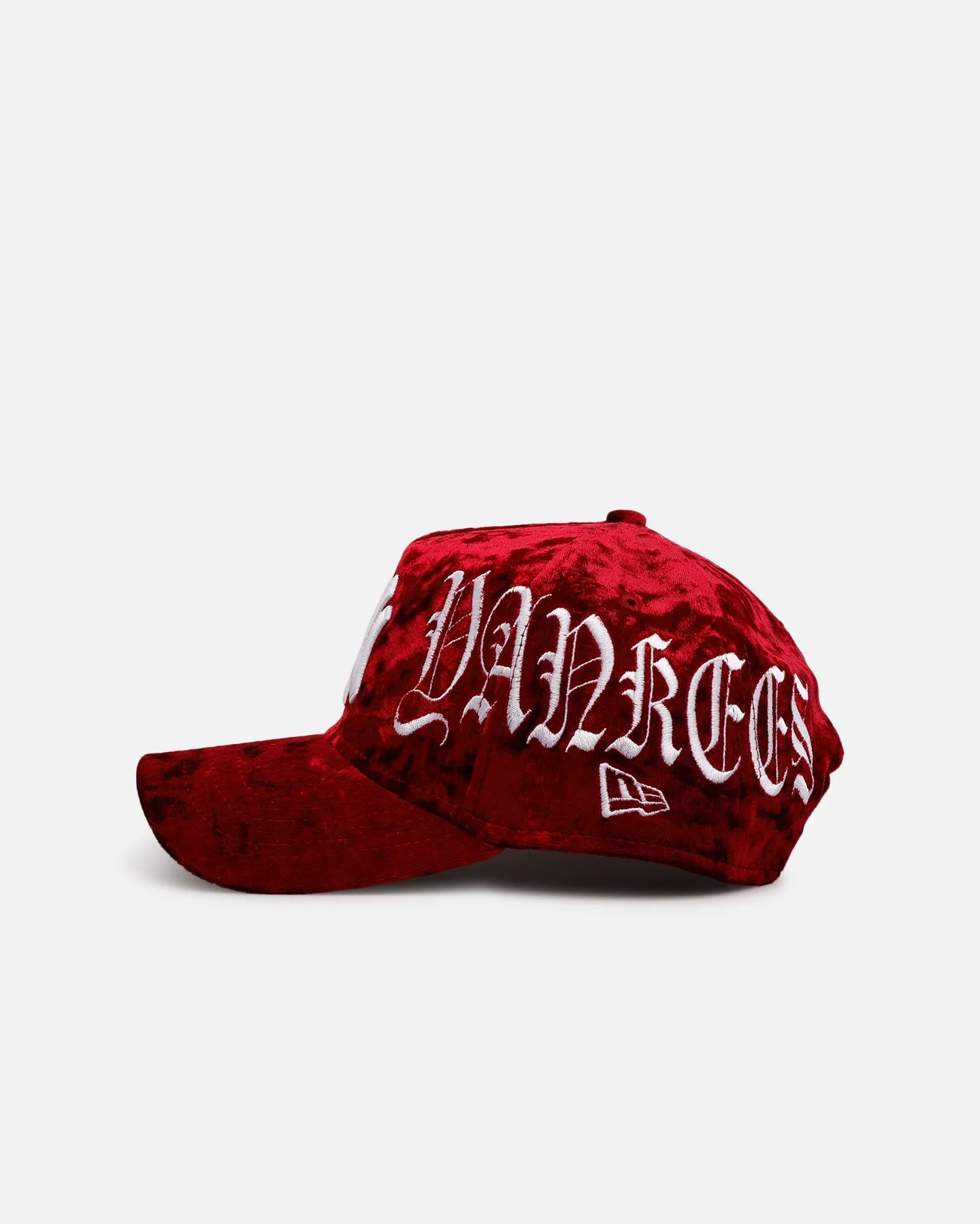 New Era New York Yankees 'Crushed Velvet Dreams' 9FORTY A-Frame Snapback Maroon sold by Culture Kings product image thumbnail 4