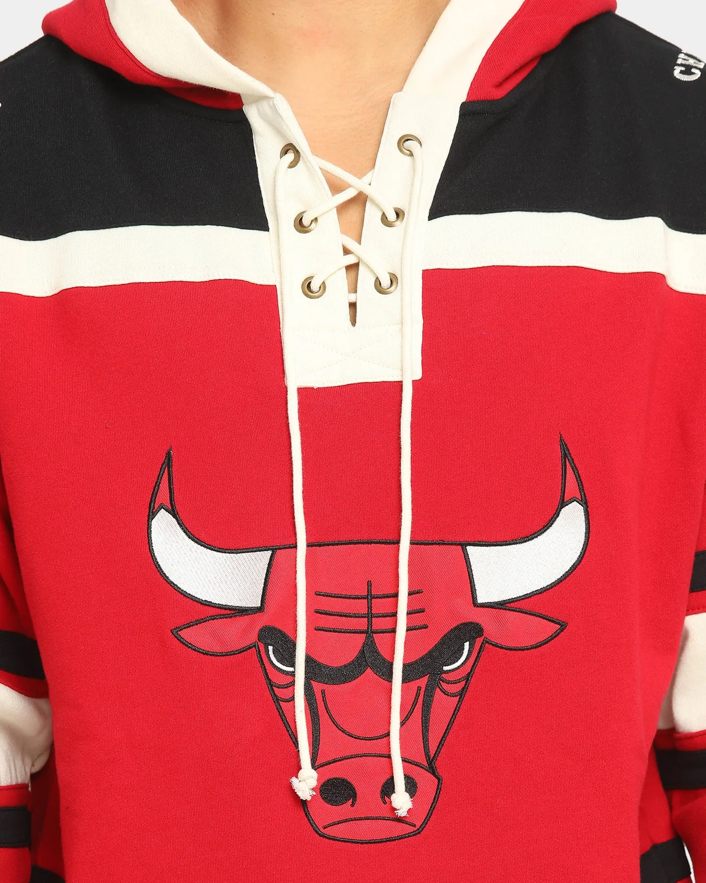47 Brand Chicago Bulls Superior Lacer Hoodie Red sold by Culture Kings product image thumbnail 3