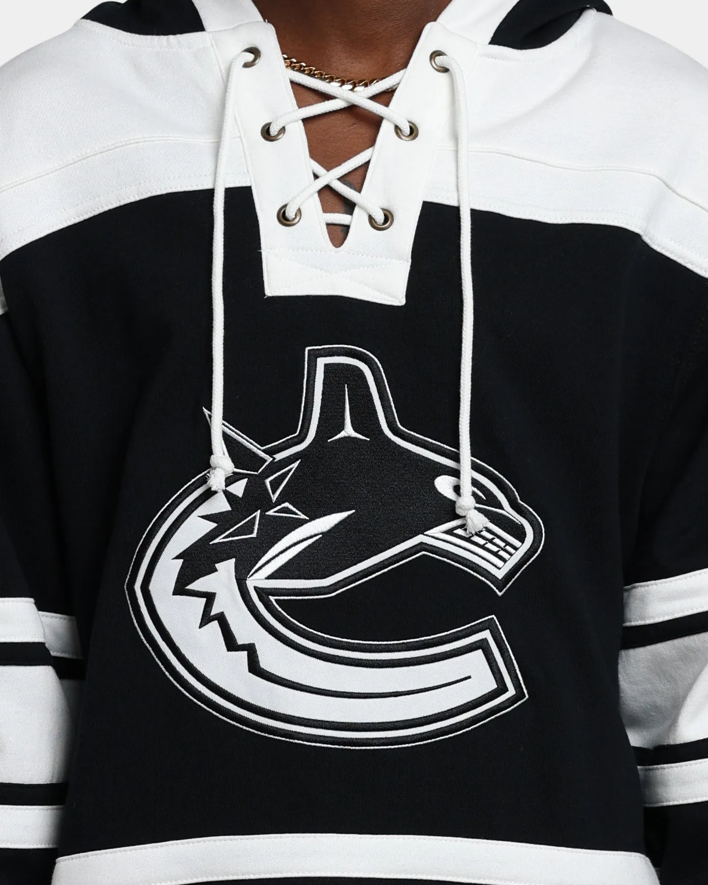 47 Brand Vancouver Canucks Superior Lacer Hoodie Jet Black sold by Culture Kings product image thumbnail 3