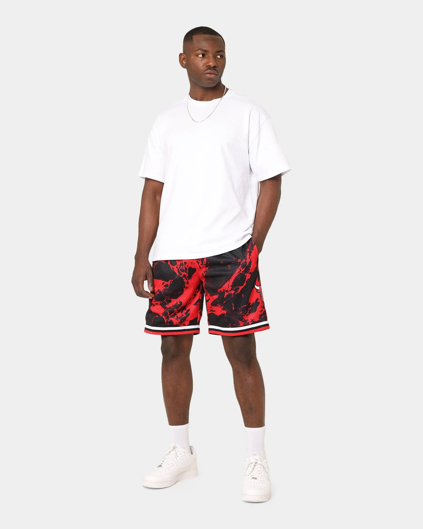 Mitchell & Ness Chicago Bulls Marble Swingman Shorts Red sold by Culture Kings product image thumbnail 2