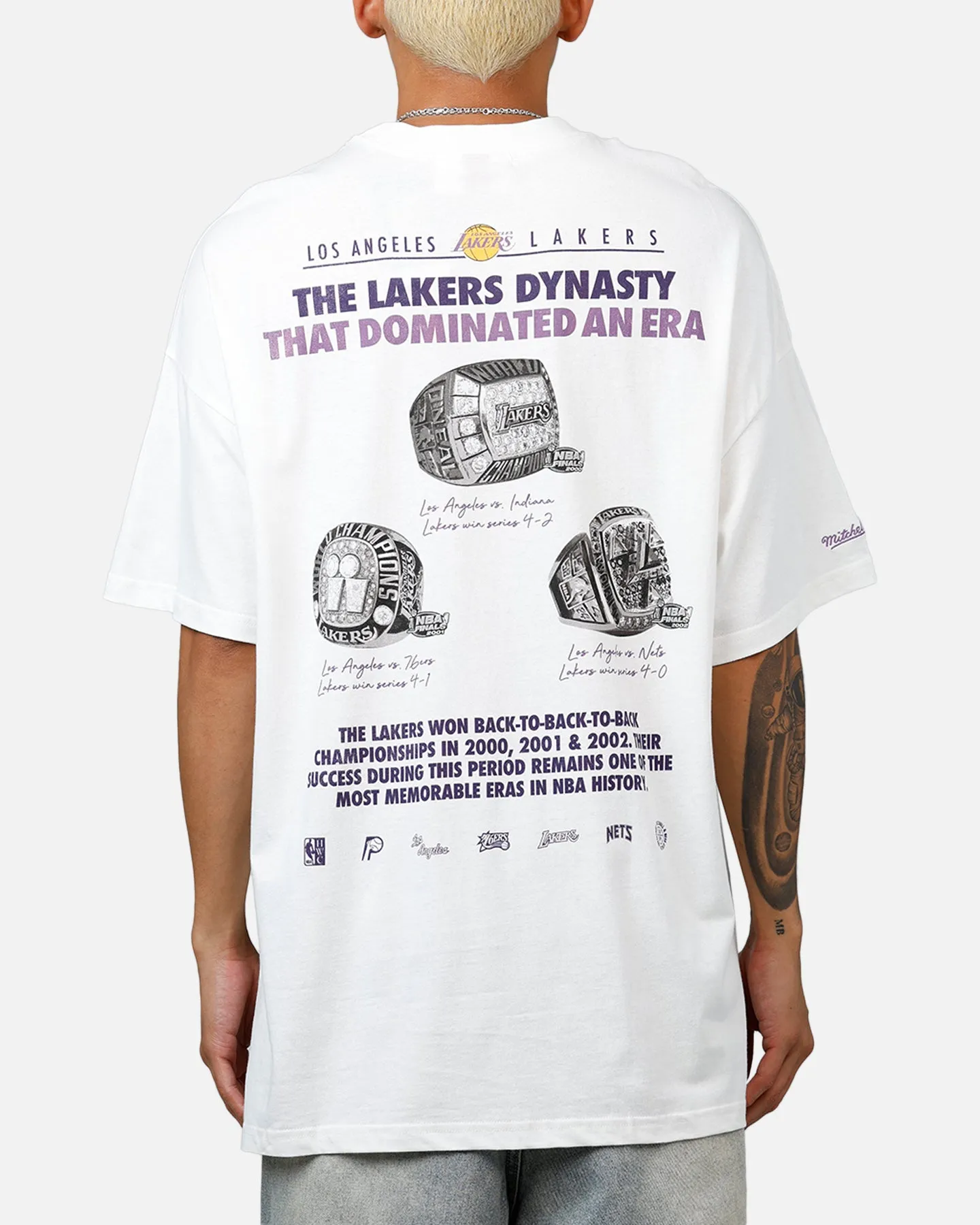 Mitchell & Ness Los Angeles Lakers Shaquille O'Neal Got Better T-Shirt Vintage White sold by Culture Kings product image thumbnail 2