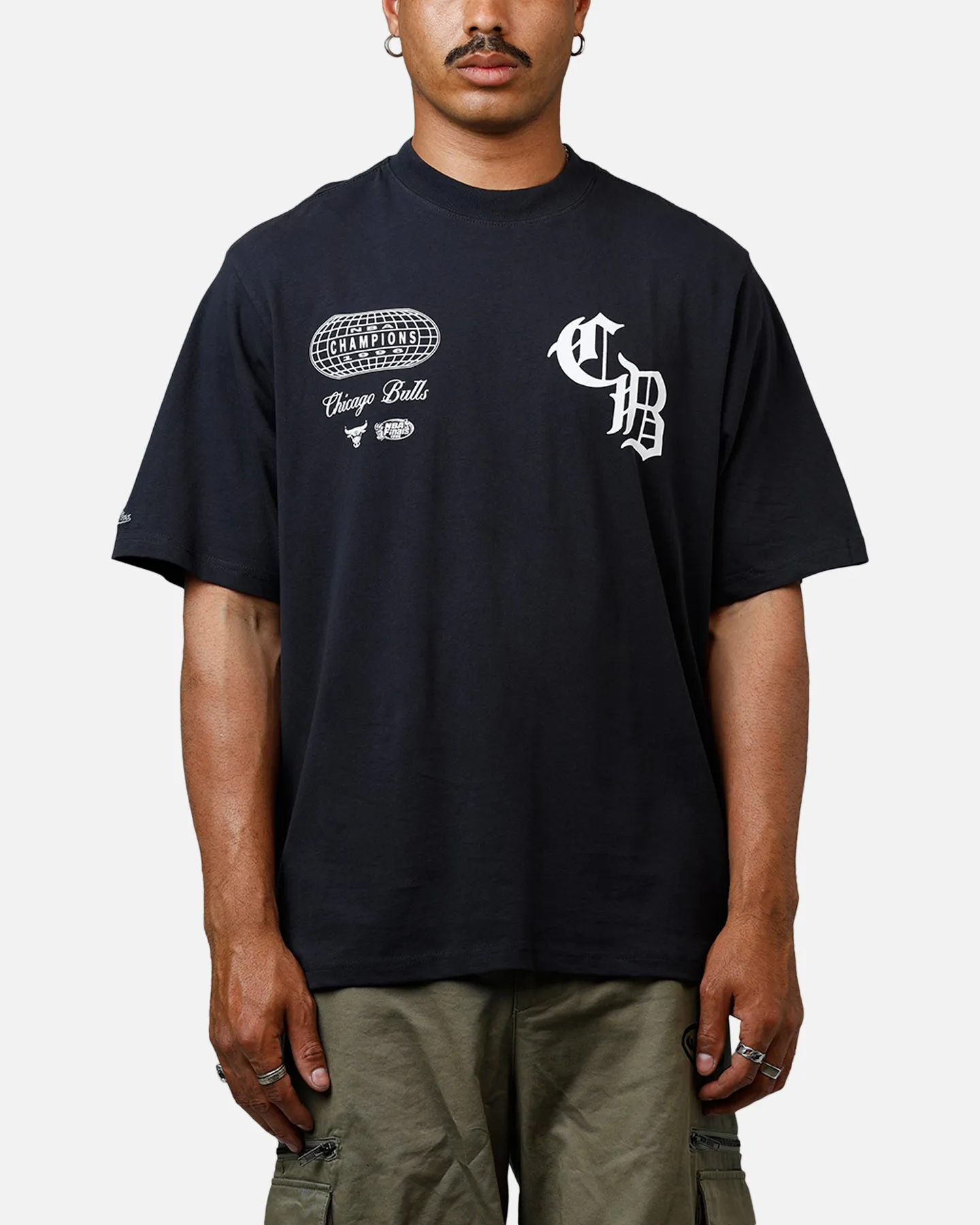 Mitchell & Ness Chicago Bulls Roll The Dice T-Shirt Overdyed Black sold by Culture Kings product image thumbnail 2