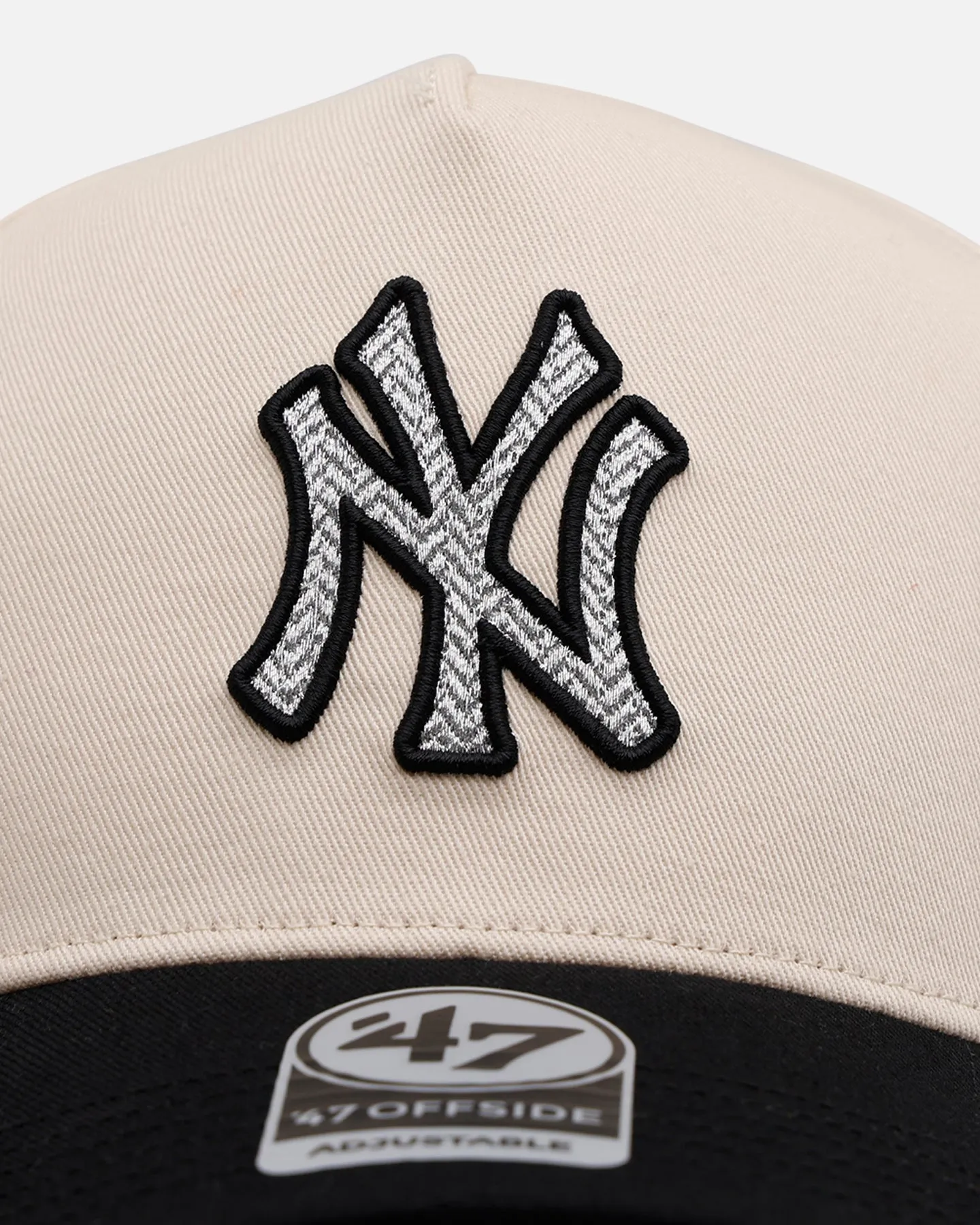 47 Brand New York Yankees 'Herringbone' 47 Offside Snapback Natural/Black sold by Culture Kings product image thumbnail 5