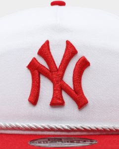 New Era New York Yankees 2-Tone Golfer Snapback White/Red sold by Culture Kings