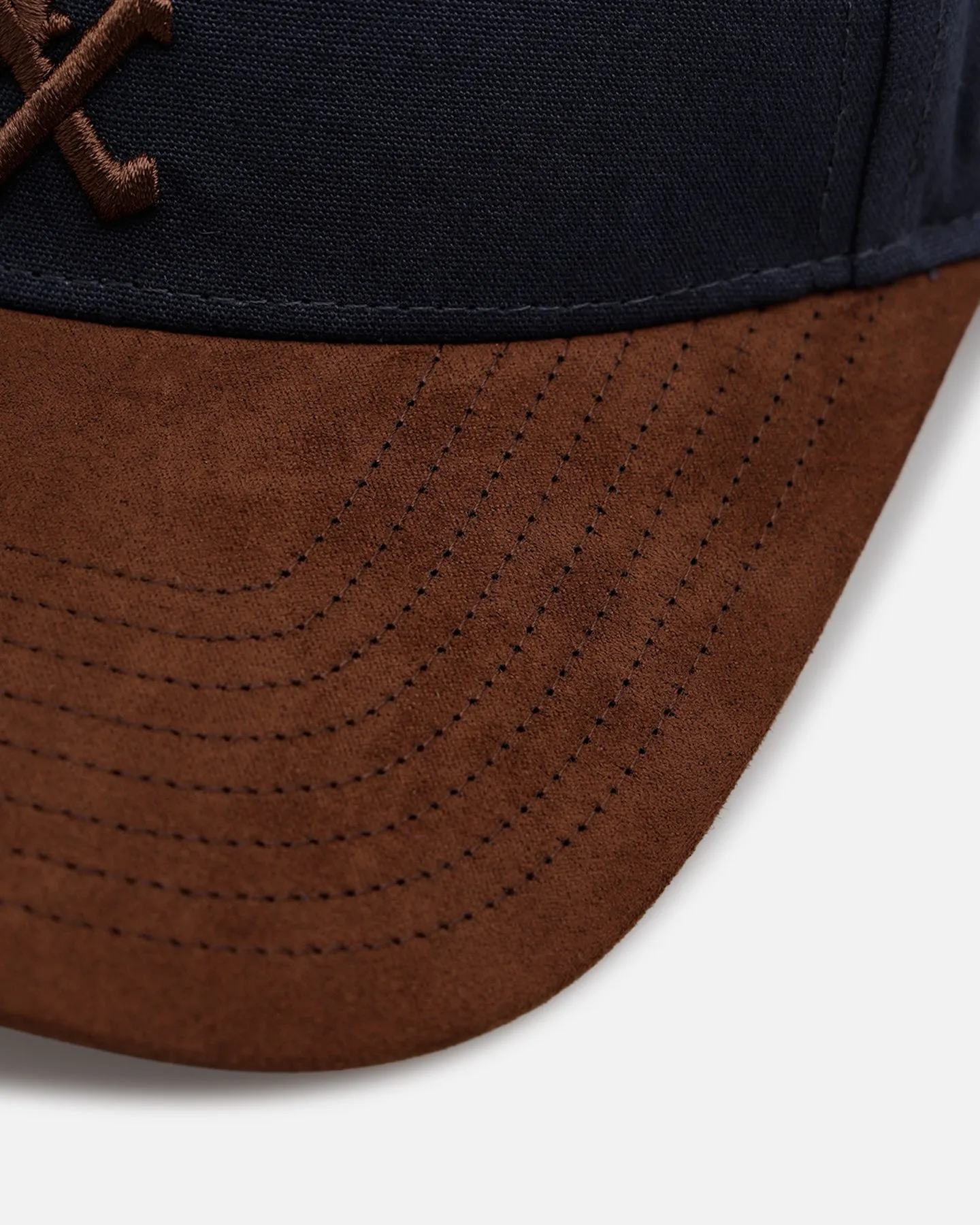 47 Brand Chicago White Sox 'Blueberry Pie' Hitch Snapback Vintage Navy sold by Culture Kings product image thumbnail 2