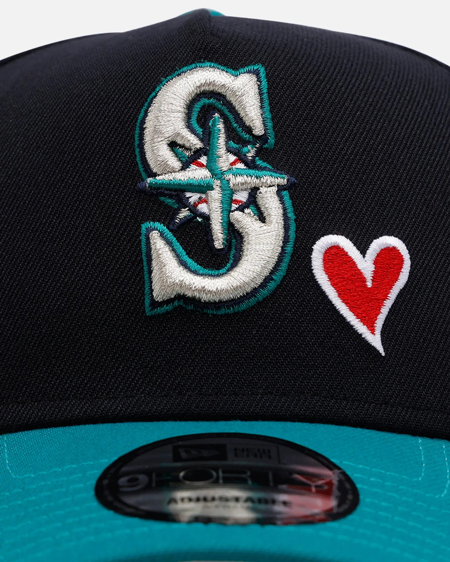 New Era Seattle Mariners 'Team Color Hearts' 9FORTY A-Frame Snapback Official Team Color sold by Culture Kings product image thumbnail 5