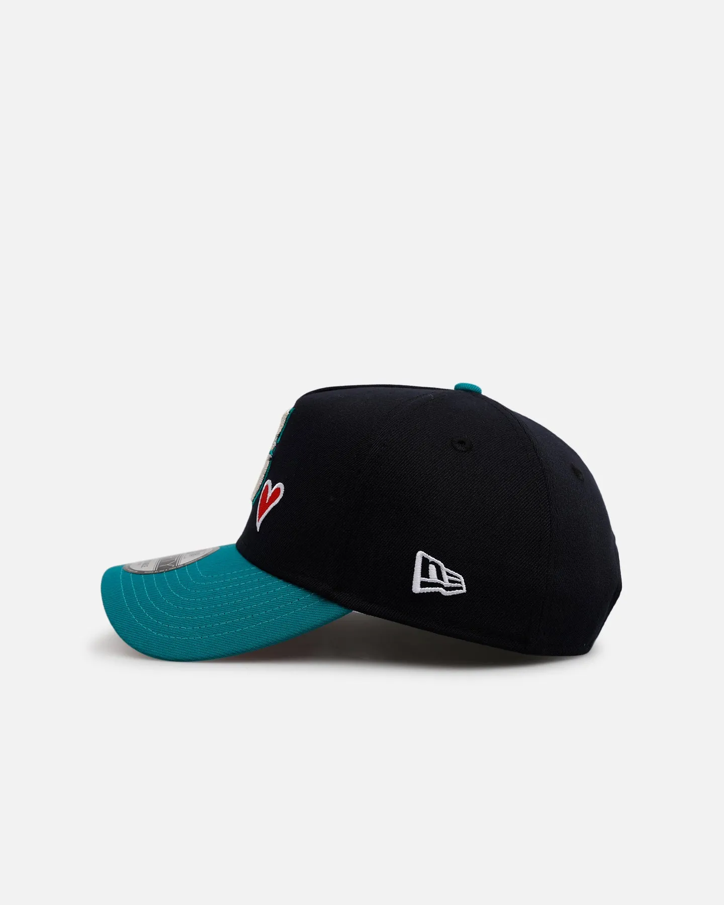 New Era Seattle Mariners 'Team Color Hearts' 9FORTY A-Frame Snapback Official Team Color sold by Culture Kings product image thumbnail 4