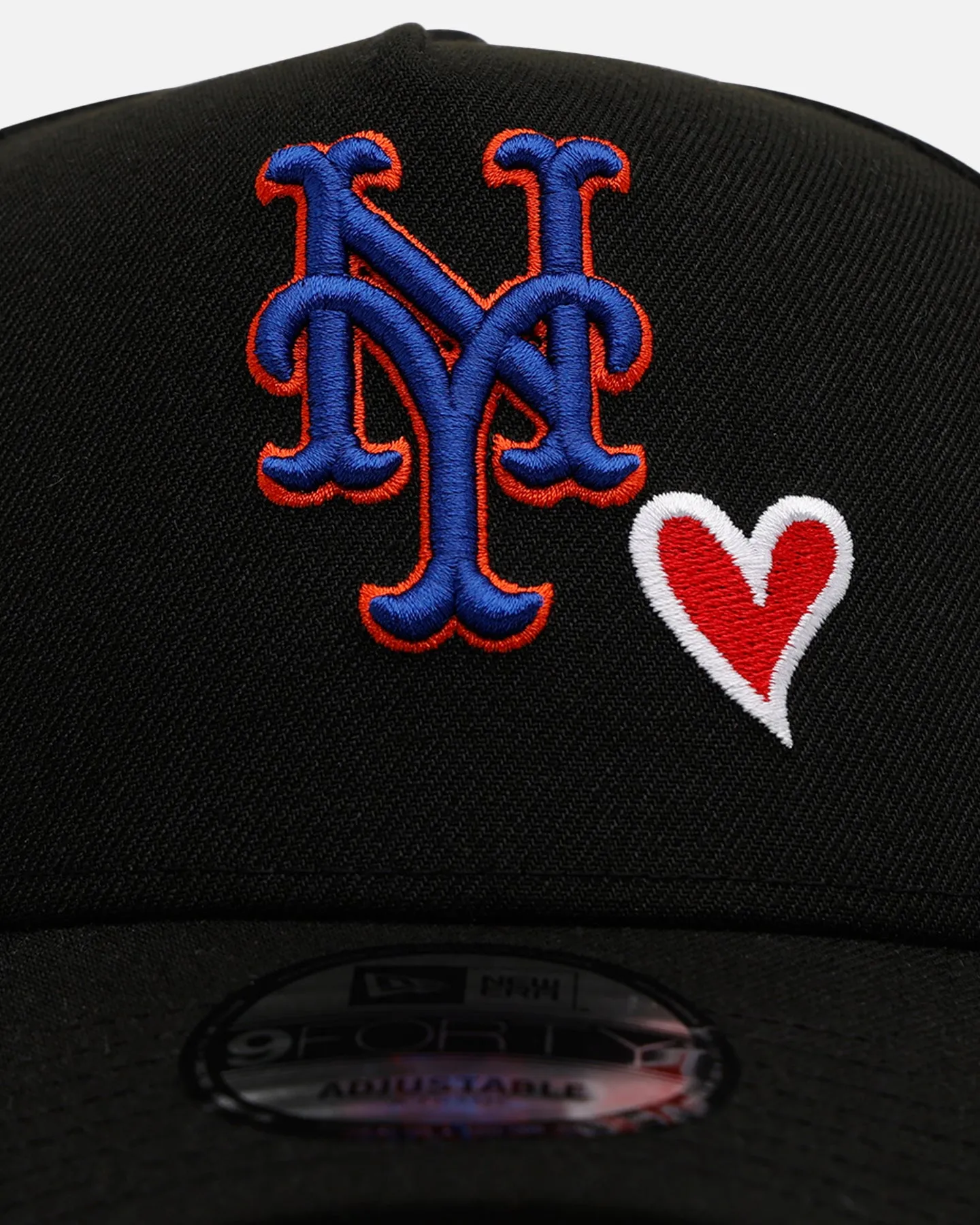 New Era New York Mets 'Team Color Hearts' 9FORTY A-Frame Snapback Official Team Color sold by Culture Kings product image thumbnail 5