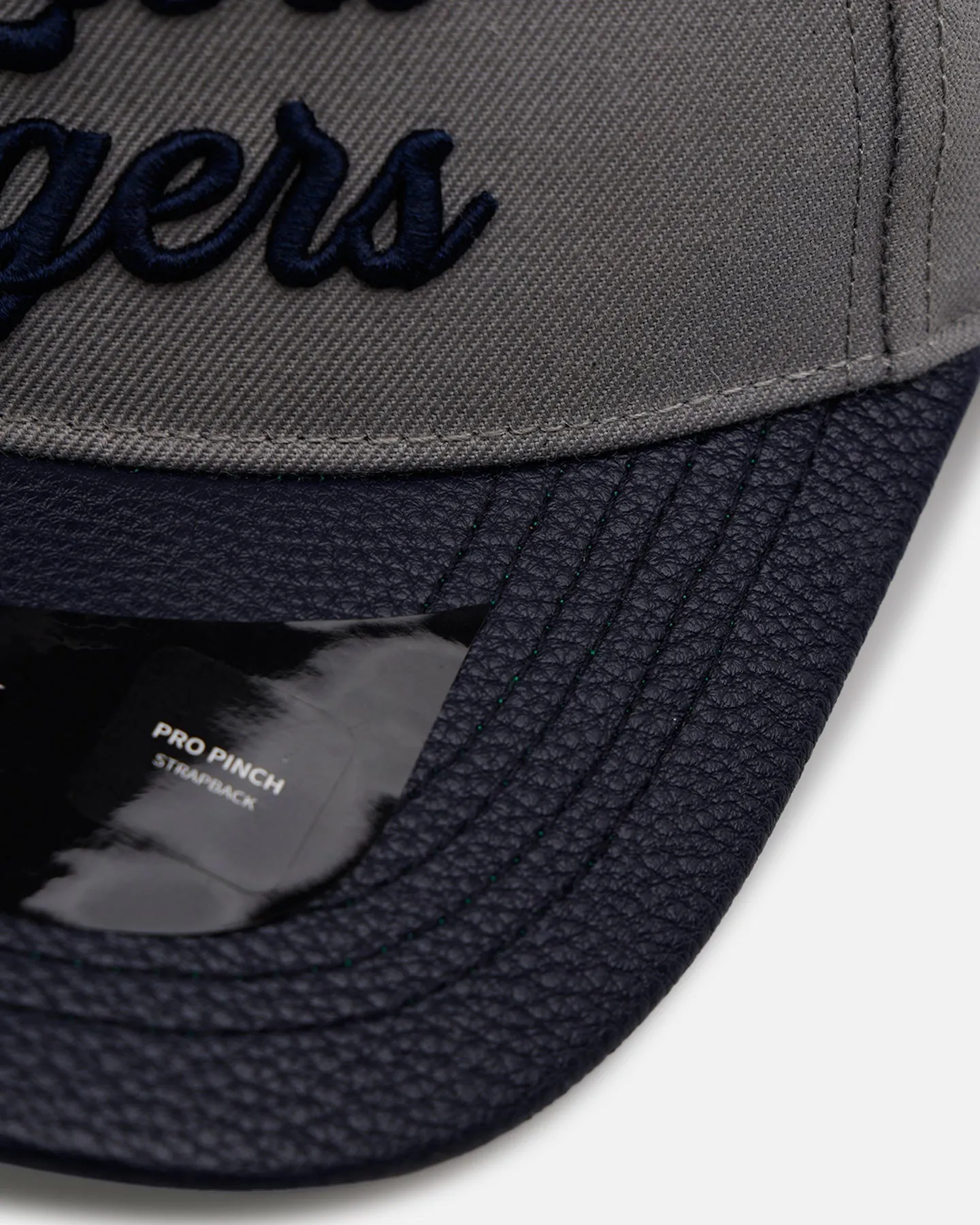 Pro Standard Detroit Tigers 'Sovenir' Pinch Front Strapback Grey/Navy sold by Culture Kings product image thumbnail 2